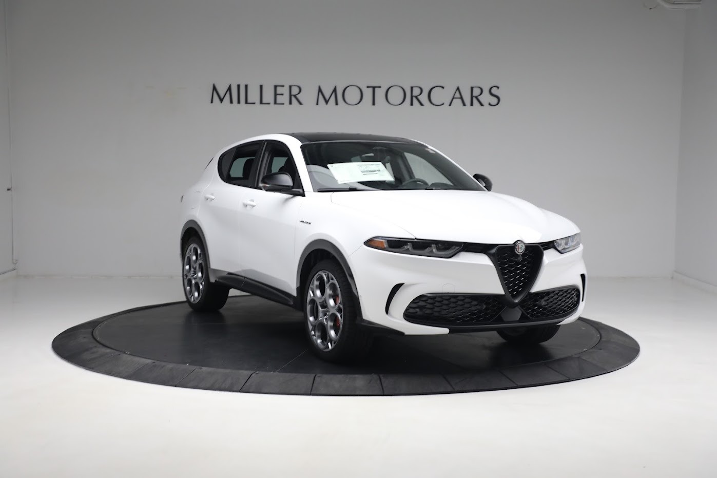 New-2024-Alfa-Romeo-Tonale-Veloce