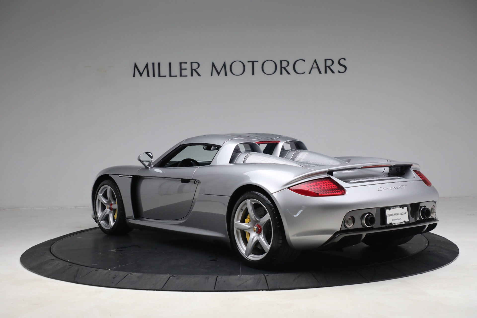 Used-2005-Porsche-Carrera-GT