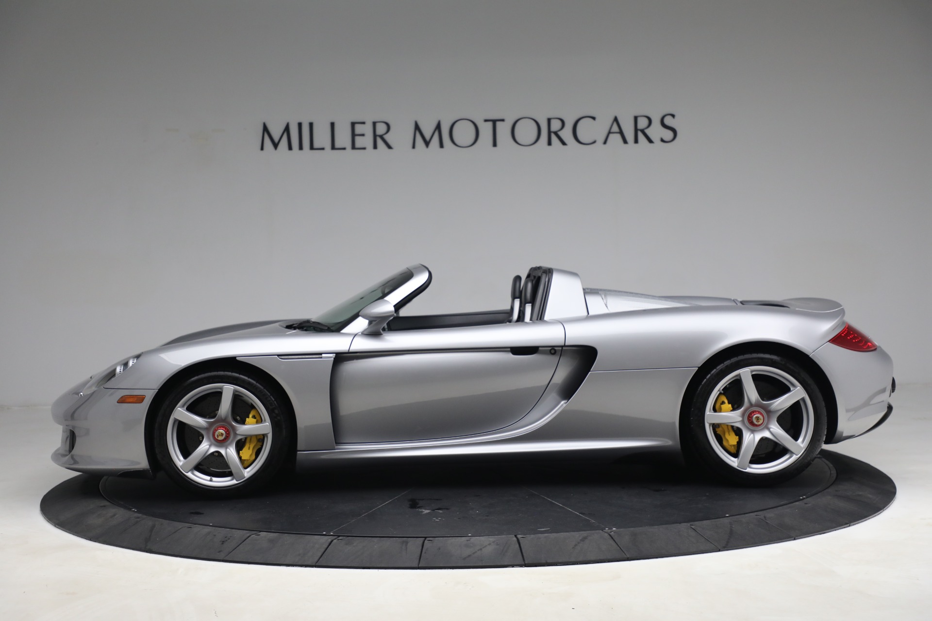 Used-2005-Porsche-Carrera-GT