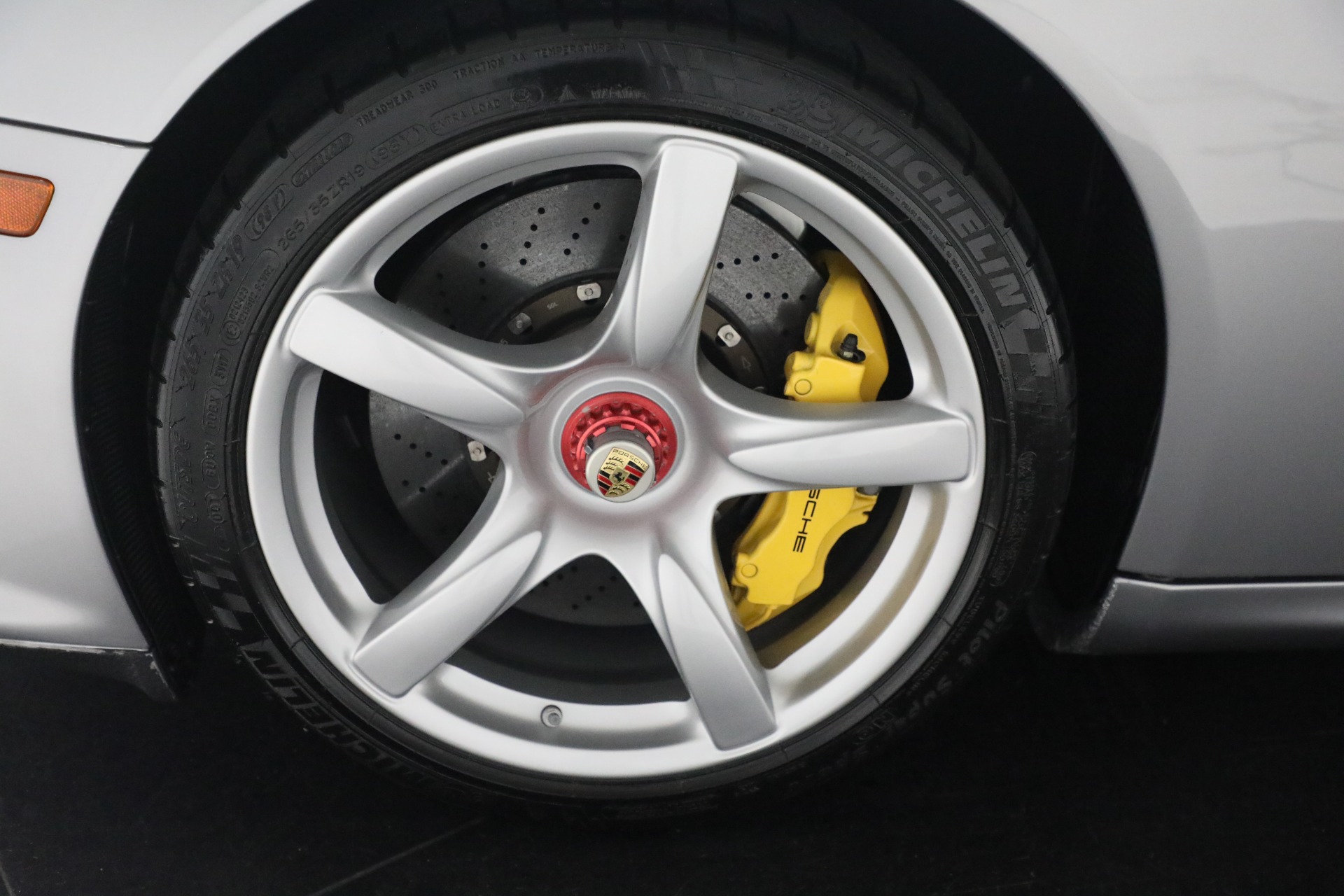 Used-2005-Porsche-Carrera-GT