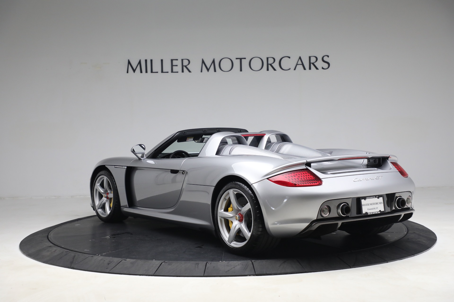 Used-2005-Porsche-Carrera-GT