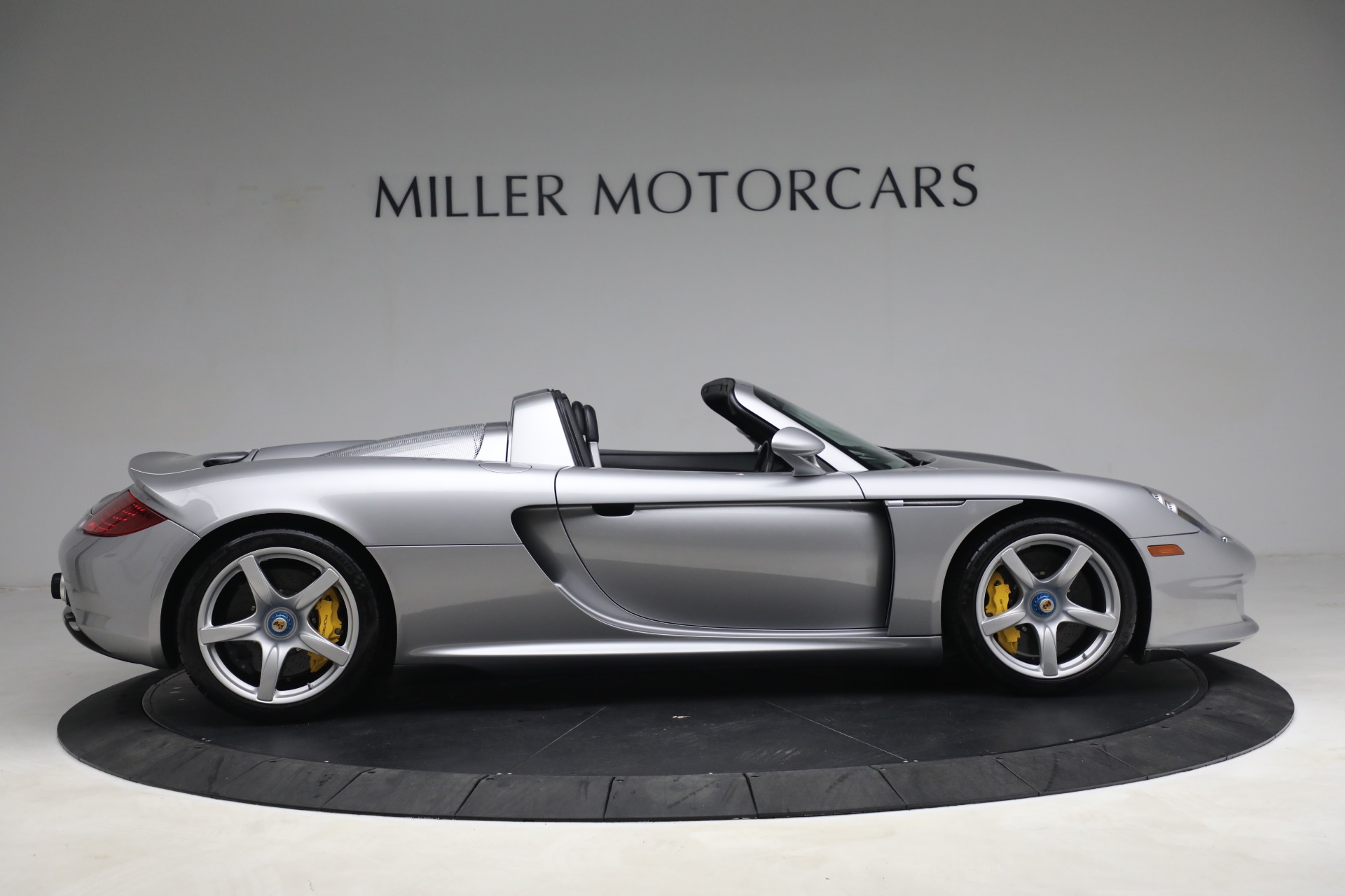 Used-2005-Porsche-Carrera-GT