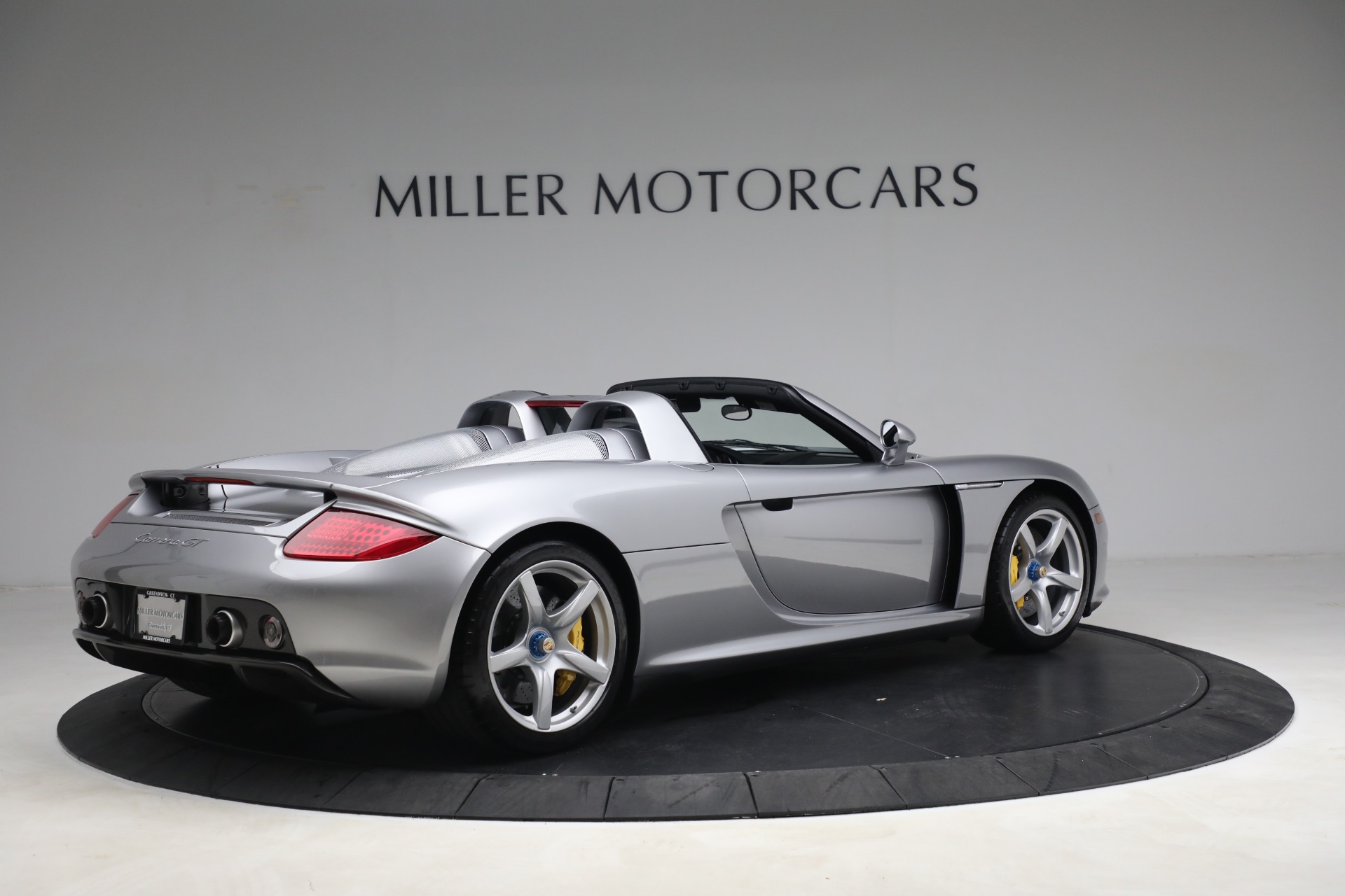 Used-2005-Porsche-Carrera-GT