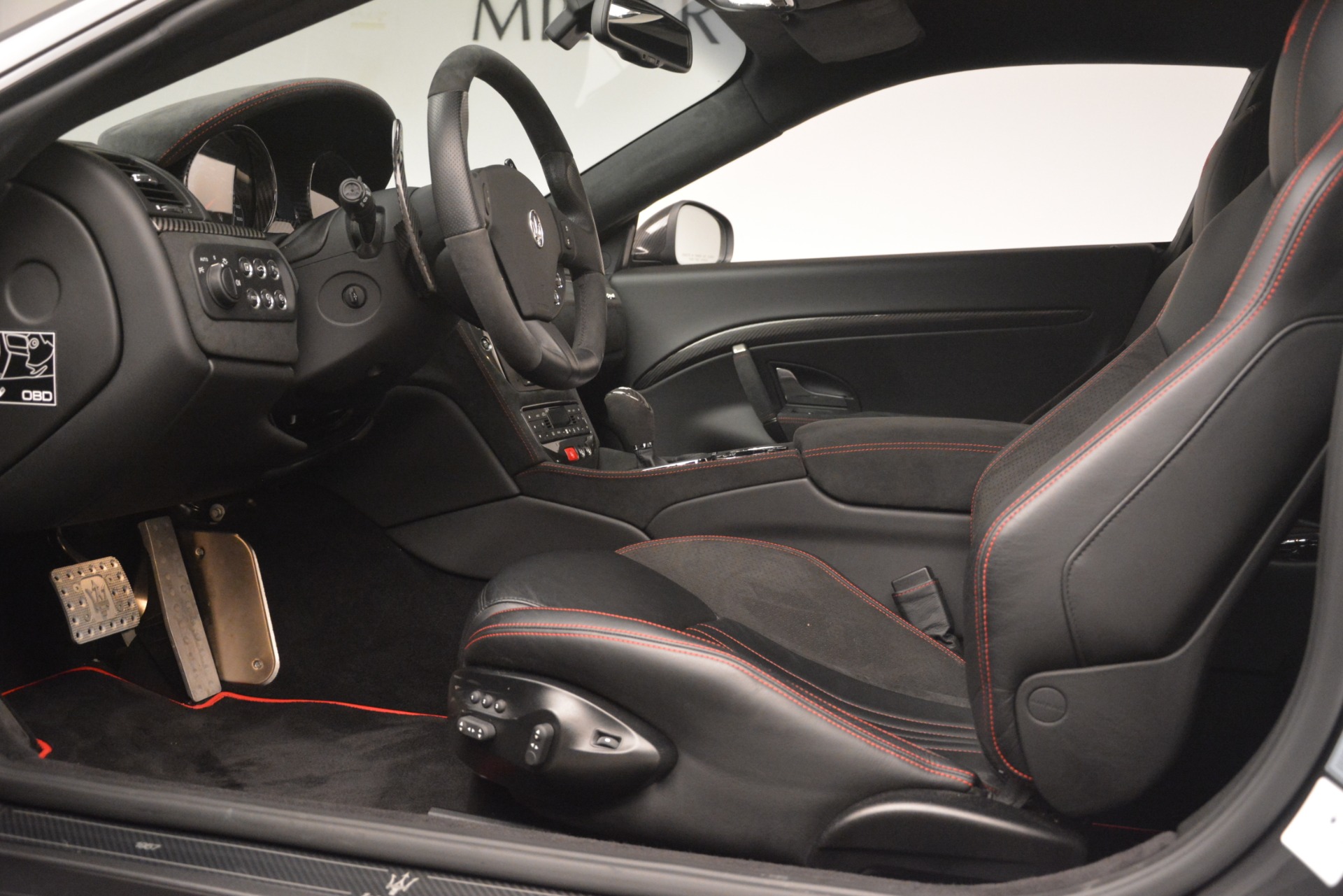 Used-2017-Maserati-GranTurismo-GT-Sport-Special-Edition