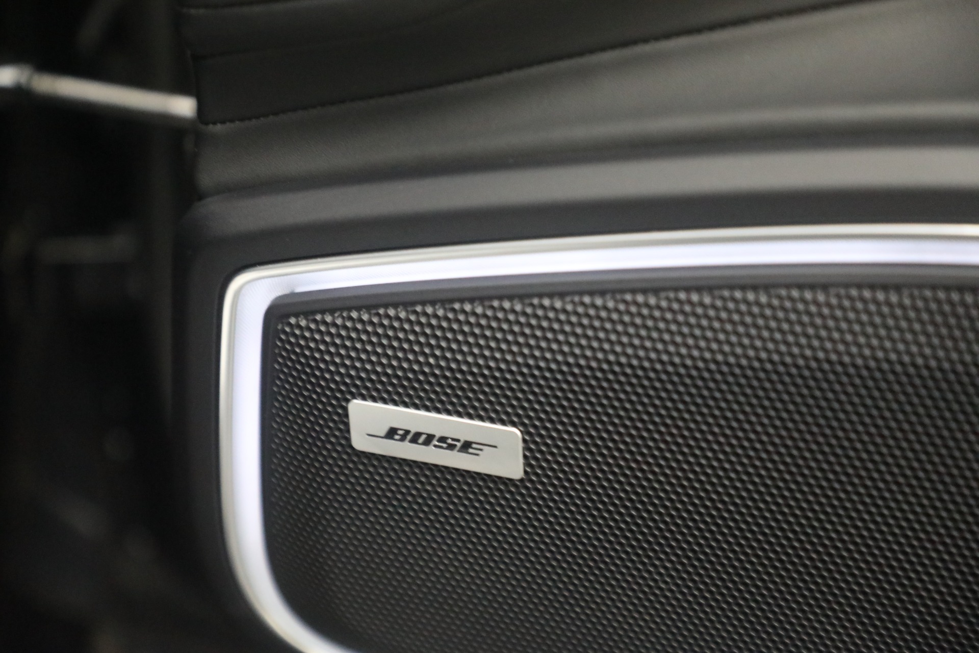 Used-2018-Porsche-Panamera-Turbo