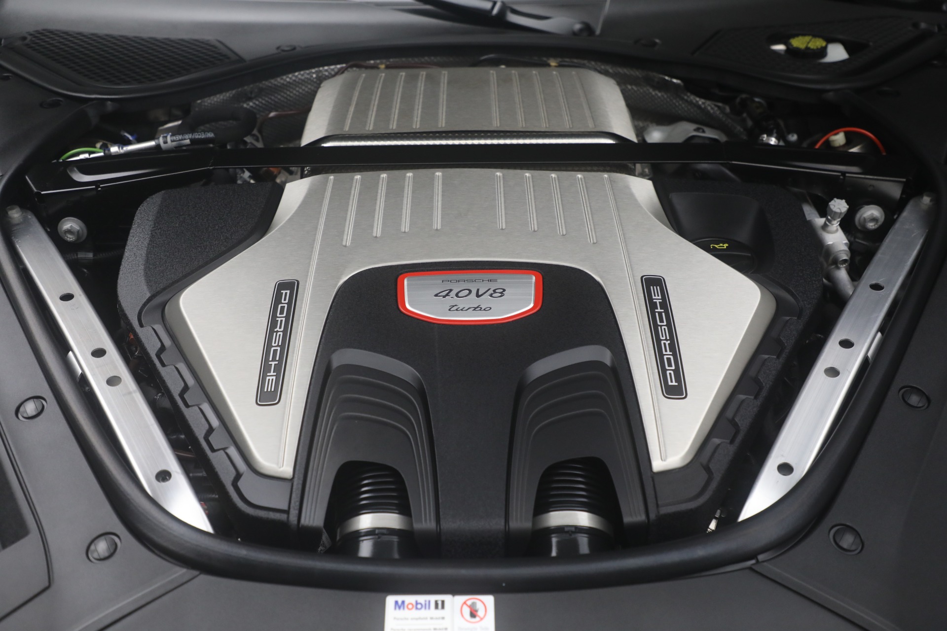 Used-2018-Porsche-Panamera-Turbo