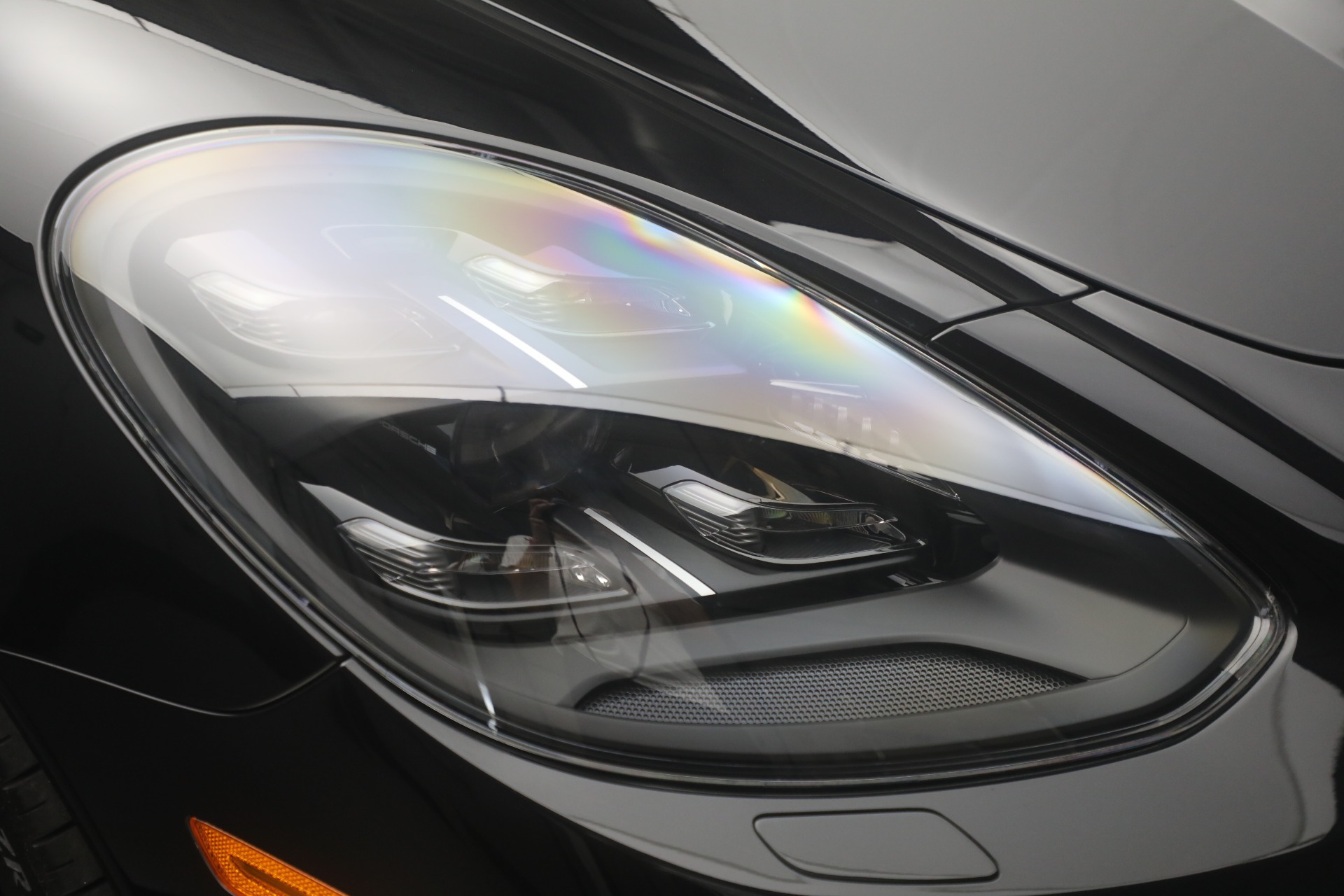 Used-2018-Porsche-Panamera-Turbo