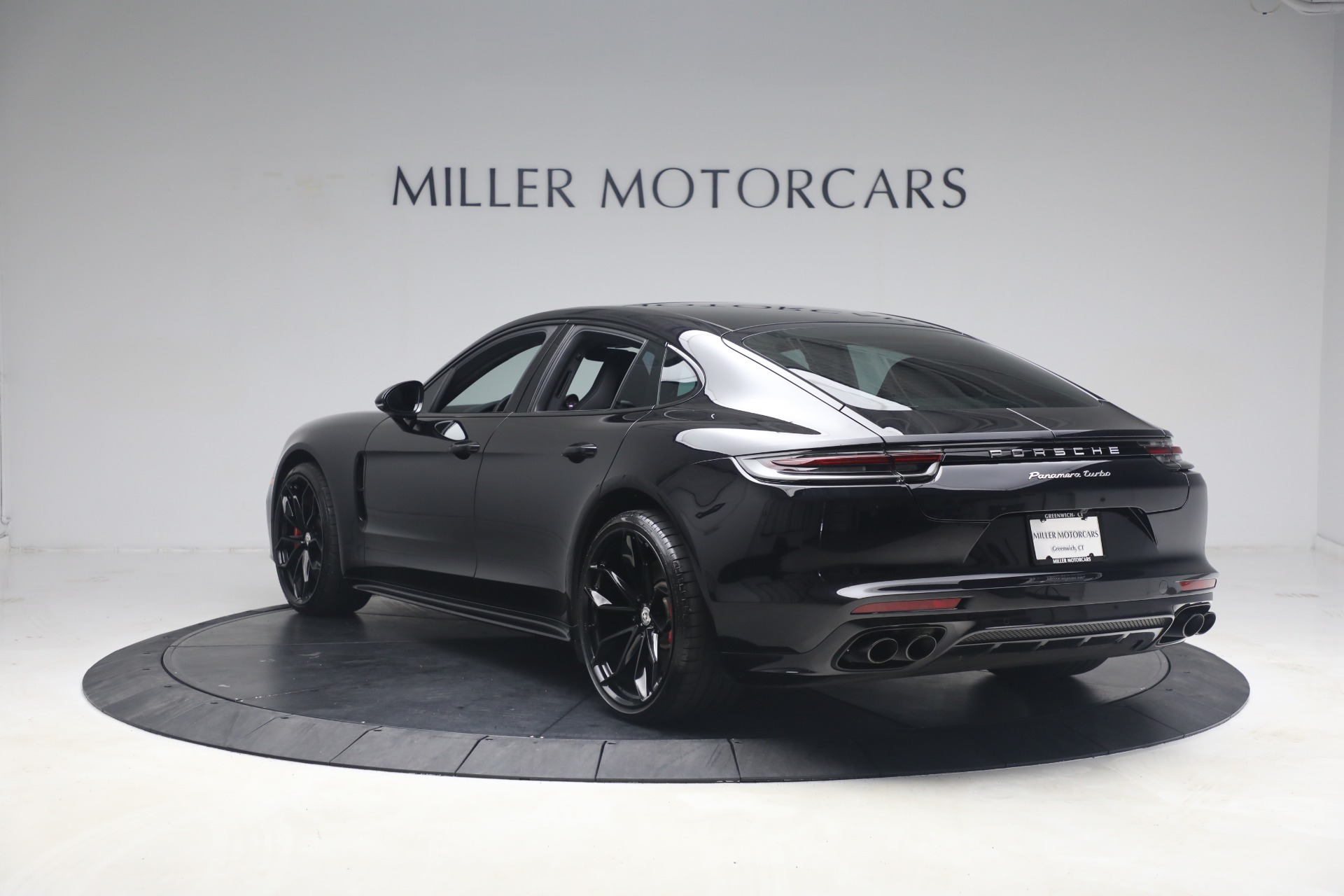 Used-2018-Porsche-Panamera-Turbo