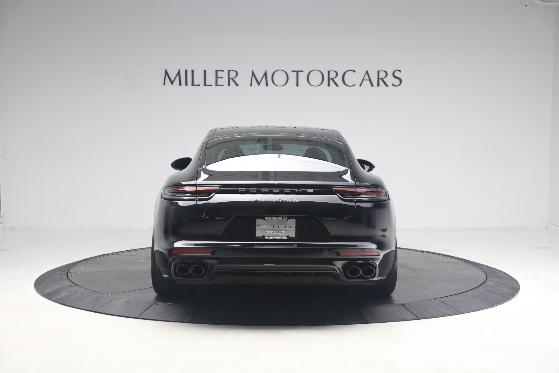 Used-2018-Porsche-Panamera-Turbo