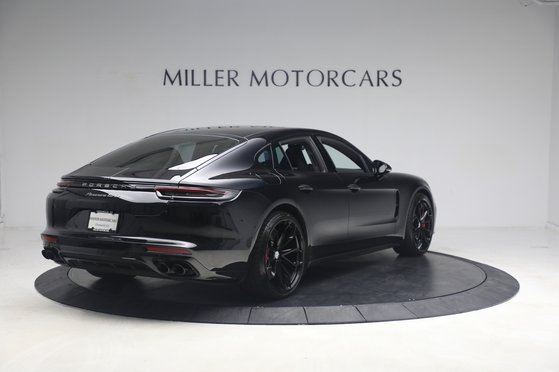 Used-2018-Porsche-Panamera-Turbo