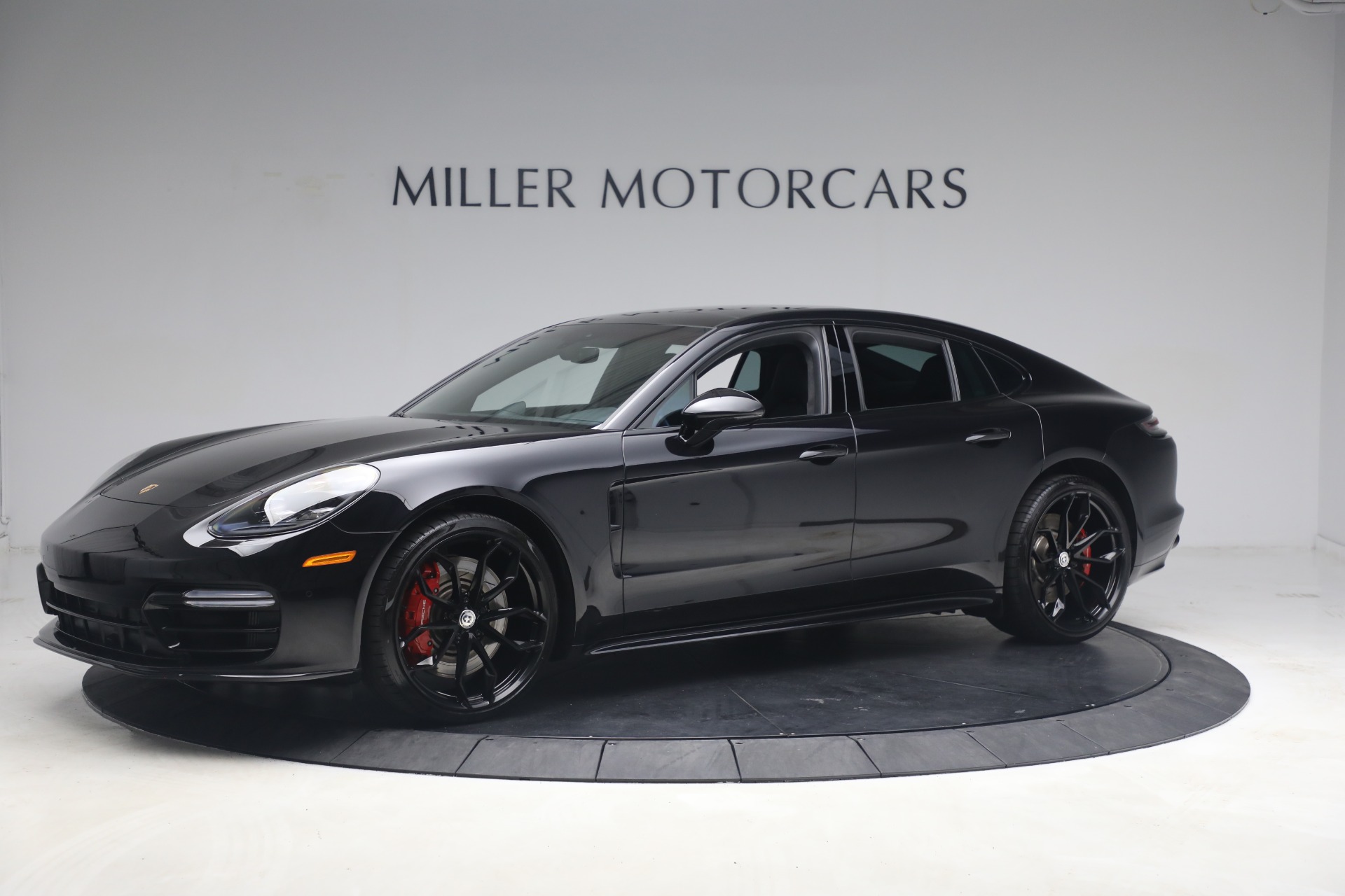 Used-2018-Porsche-Panamera-Turbo