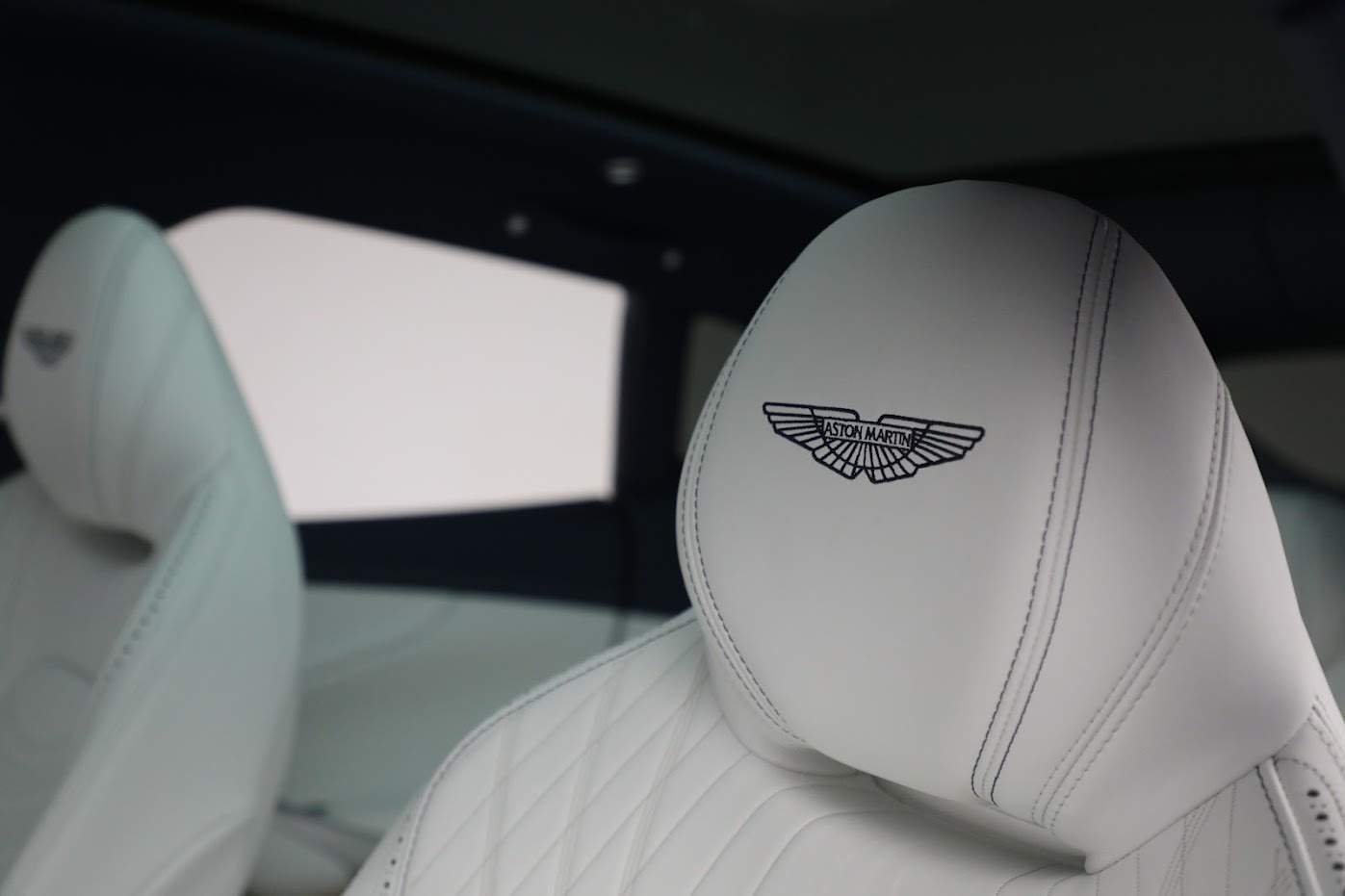 New-2024-Aston-Martin-DBX