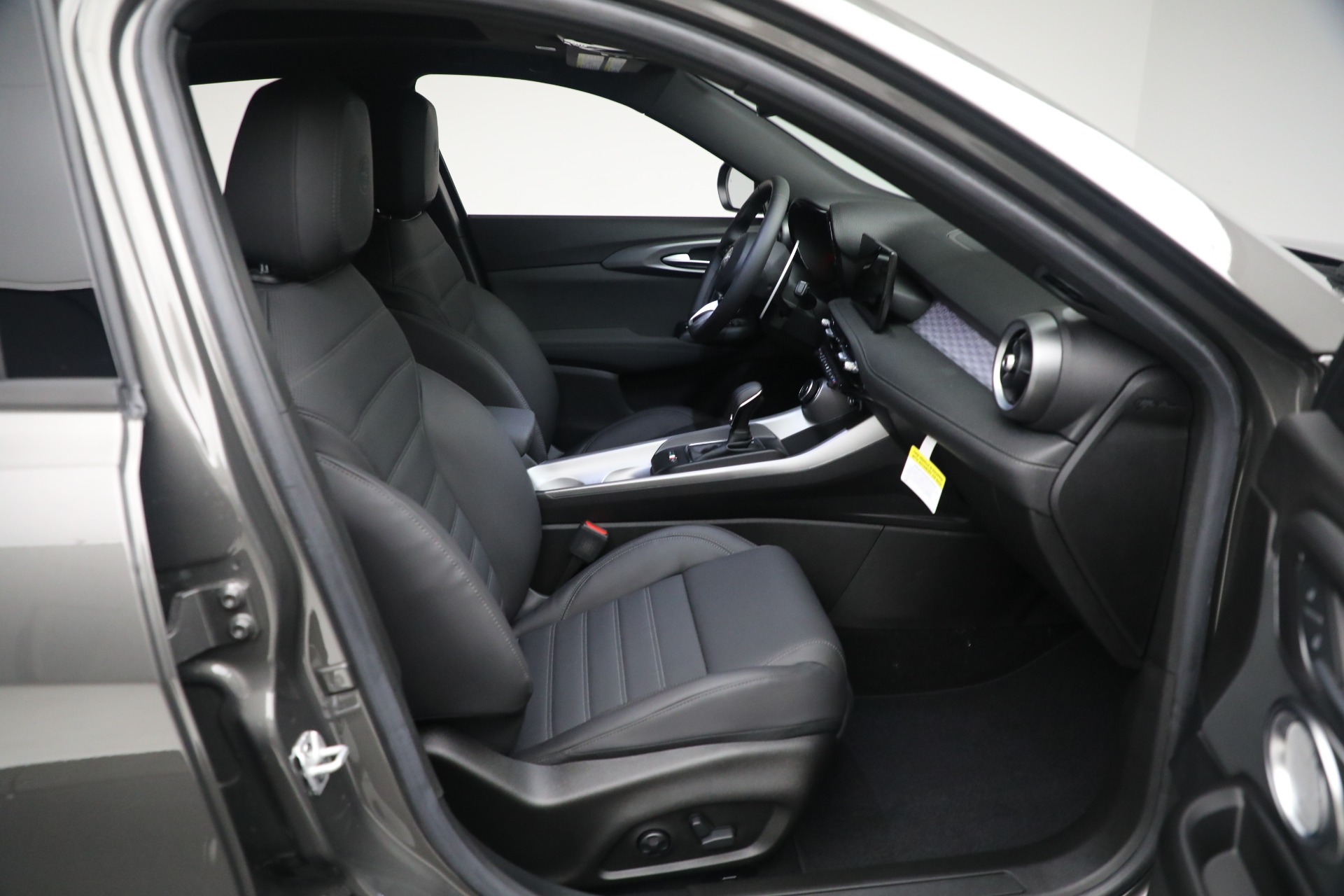 New-2024-Alfa-Romeo-Tonale-Ti