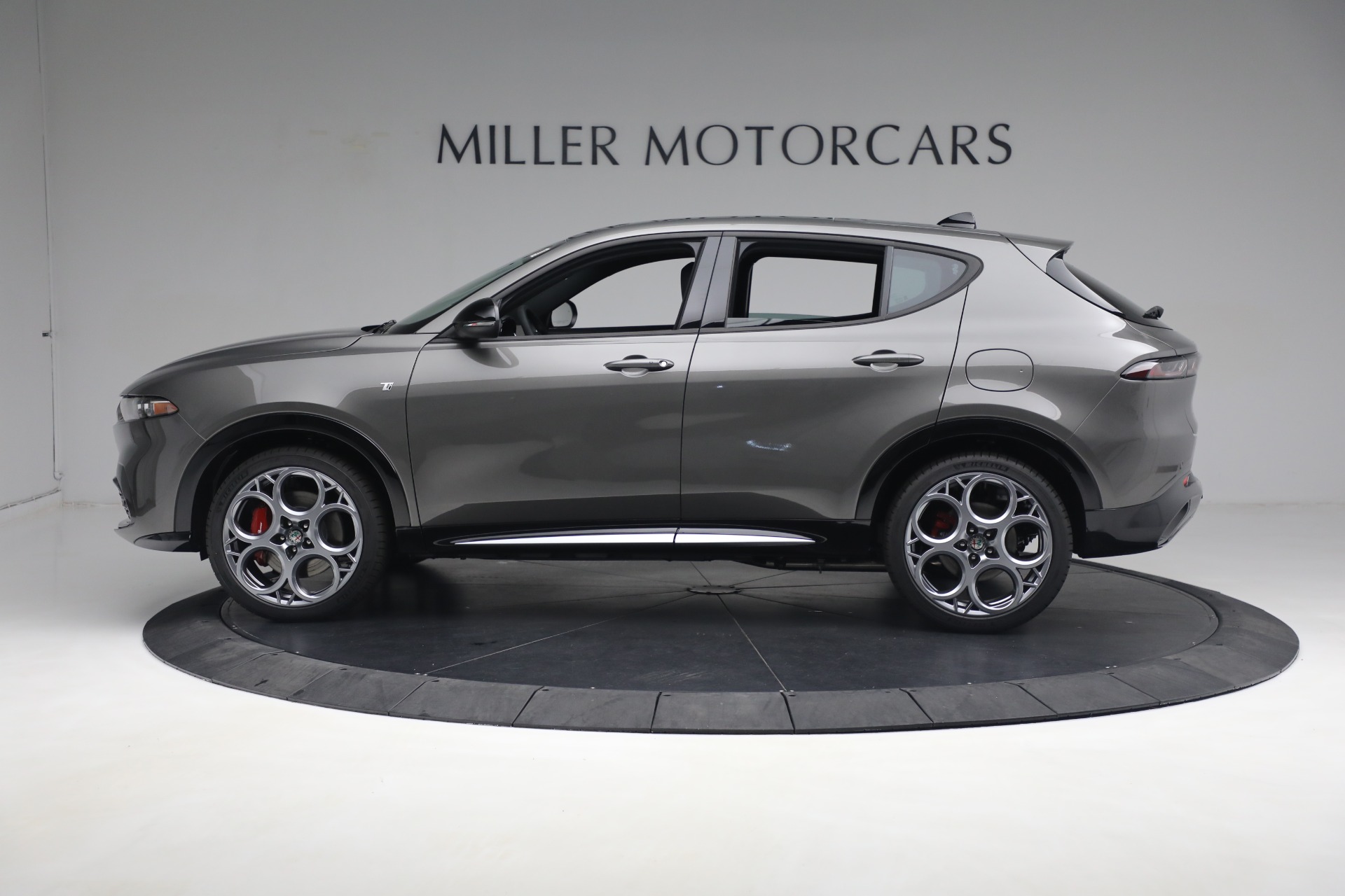 New-2024-Alfa-Romeo-Tonale-Ti