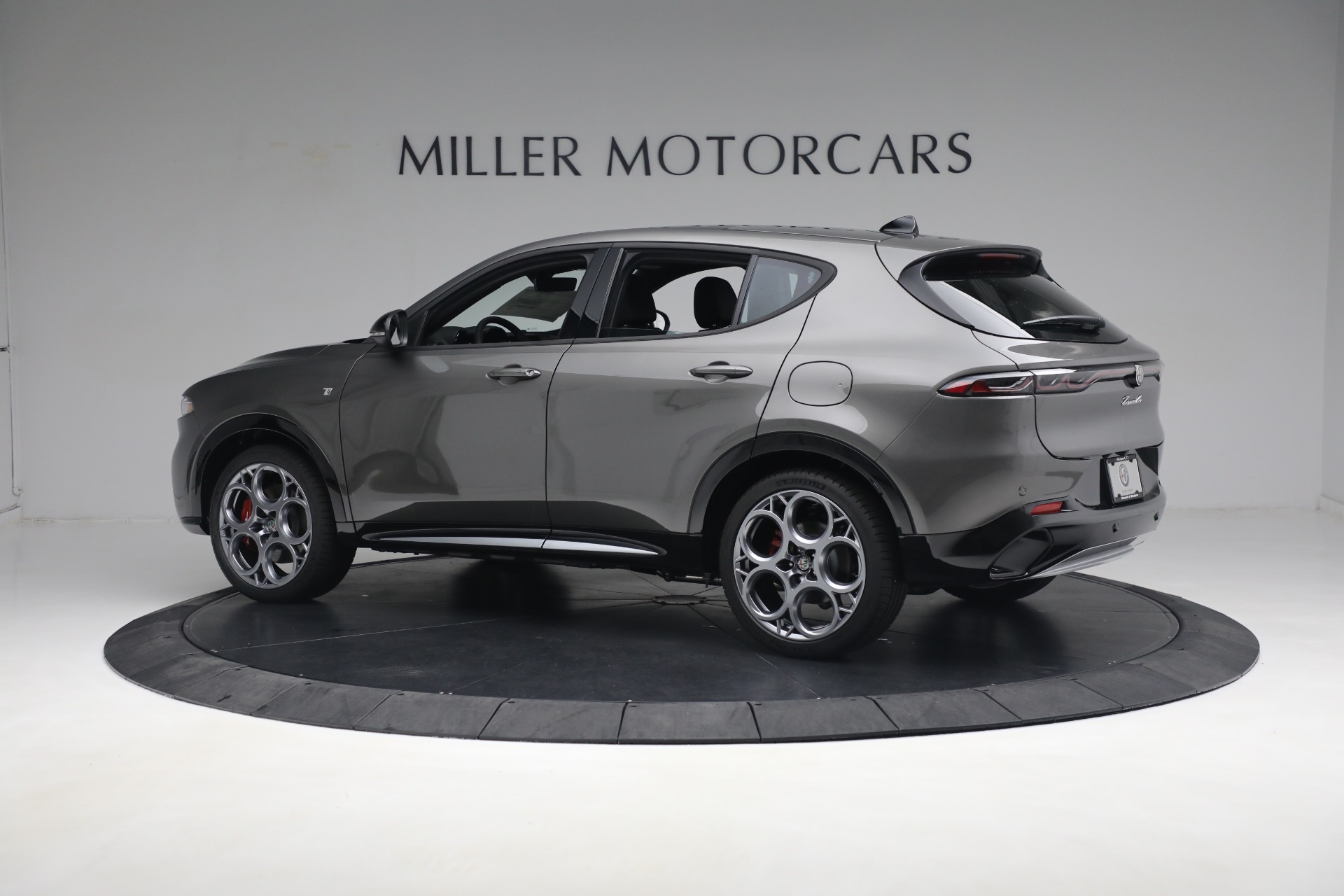 New-2024-Alfa-Romeo-Tonale-Ti