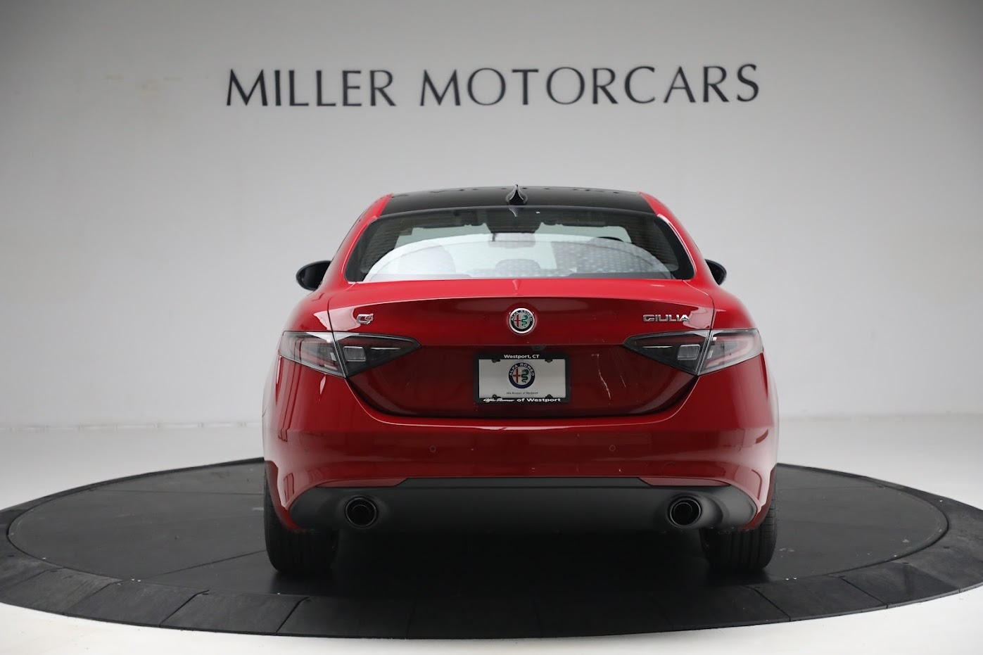 New-2024-Alfa-Romeo-Giulia-Ti