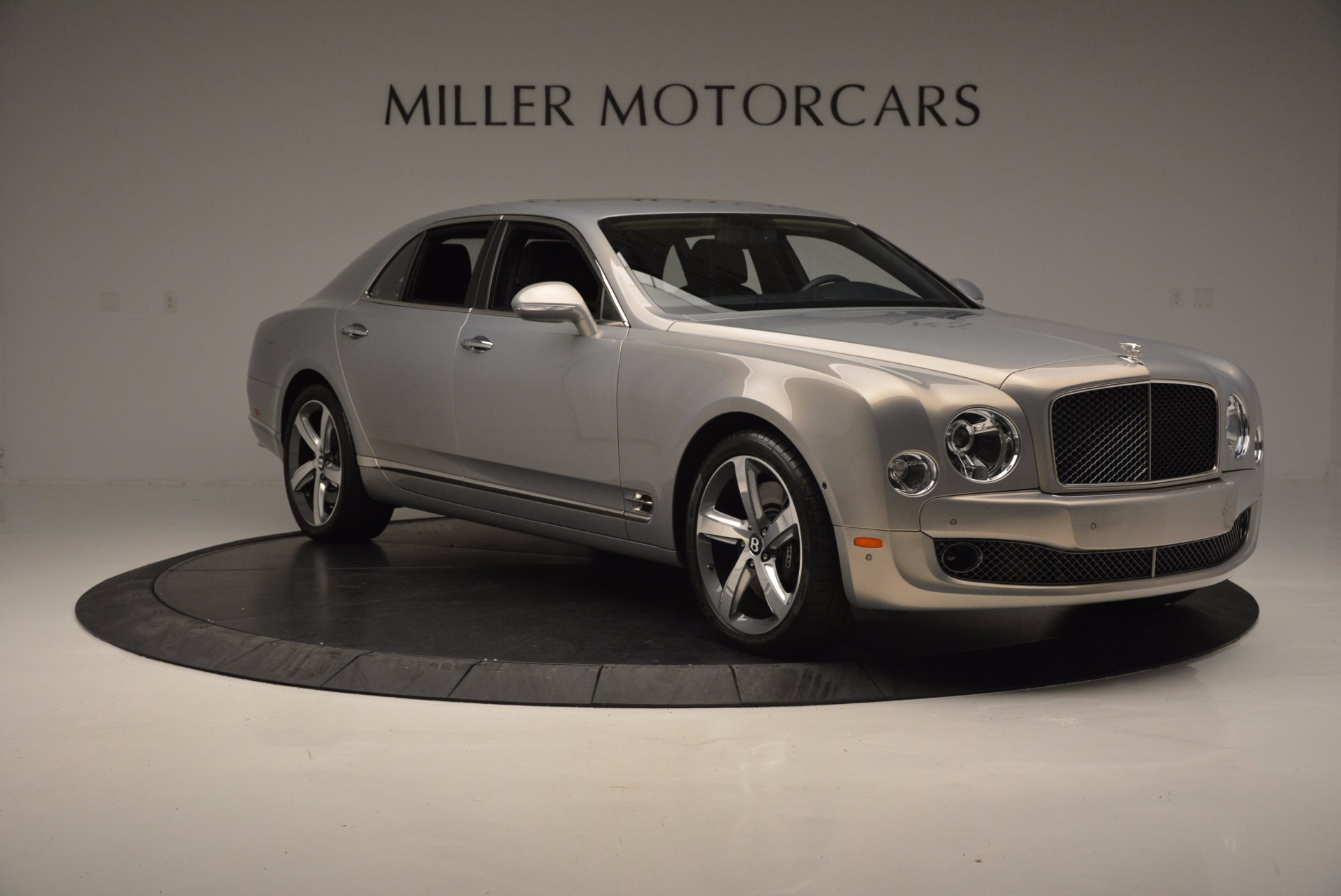 Used-2016-Bentley-Mulsanne-Speed