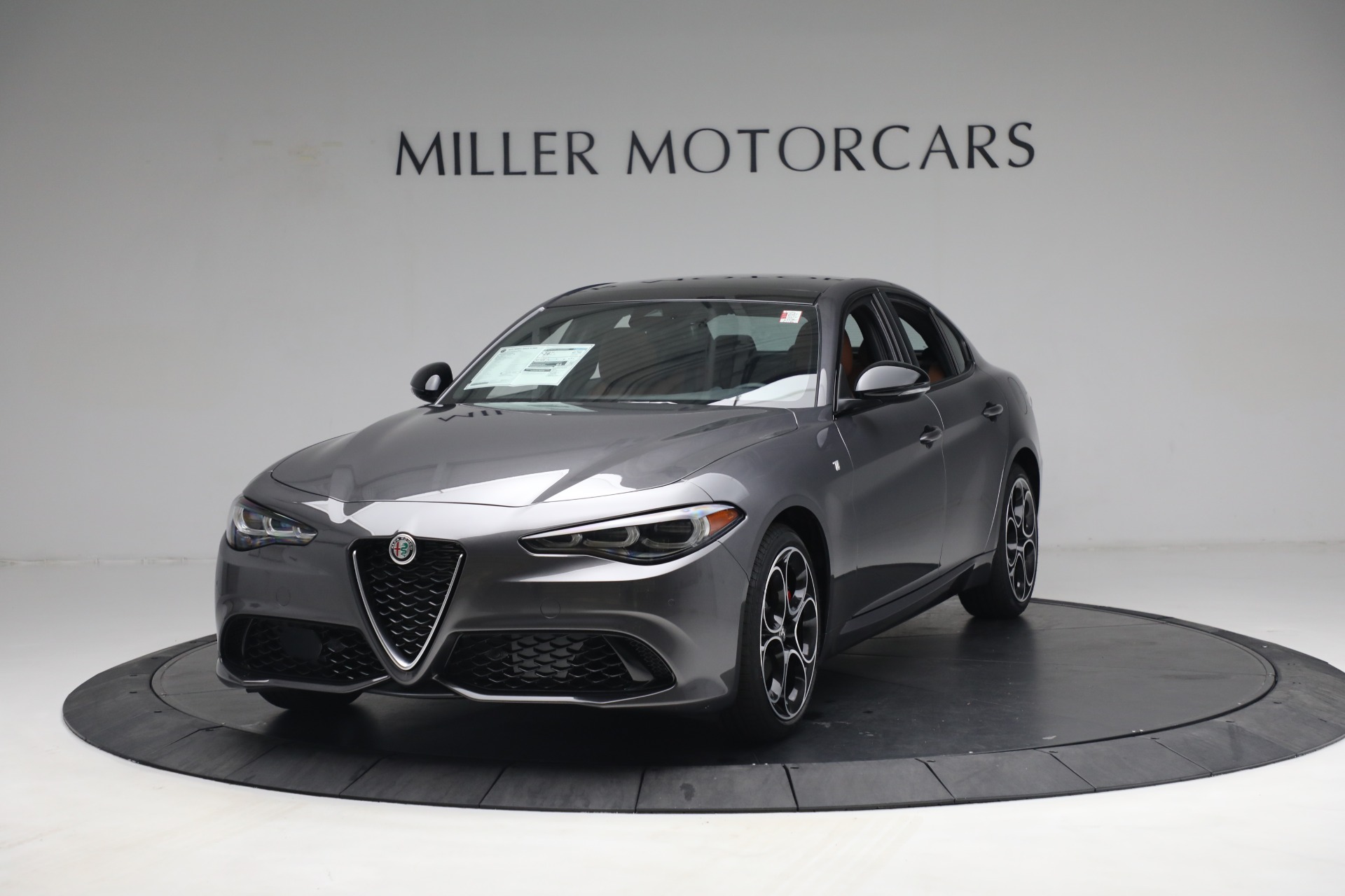 New-2024-Alfa-Romeo-Giulia-Ti