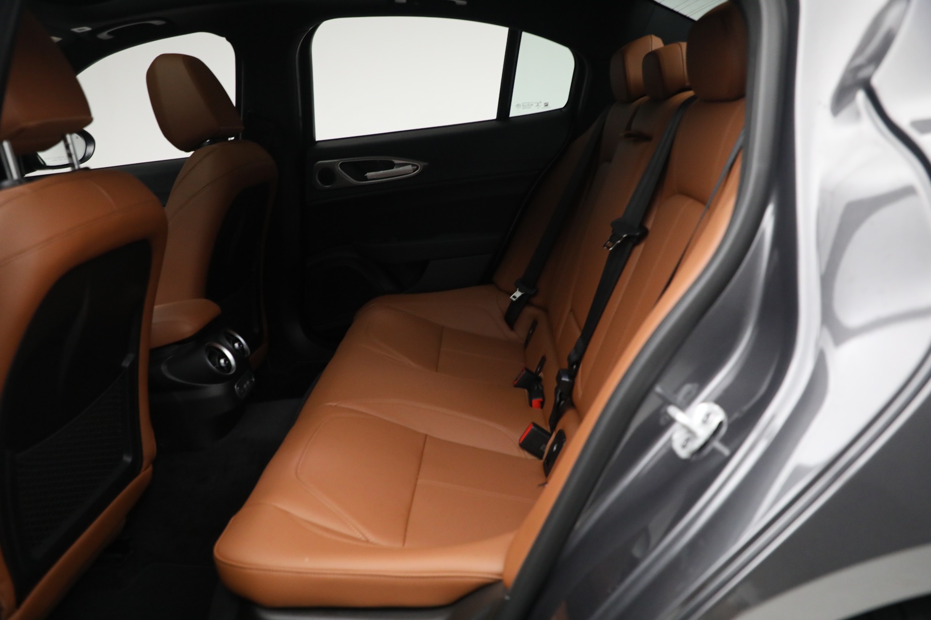 New-2024-Alfa-Romeo-Giulia-Ti