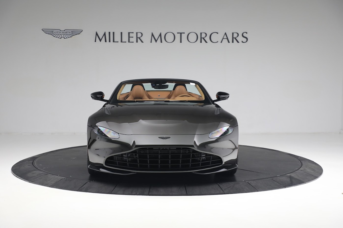 Used-2023-Aston-Martin-Vantage-V8