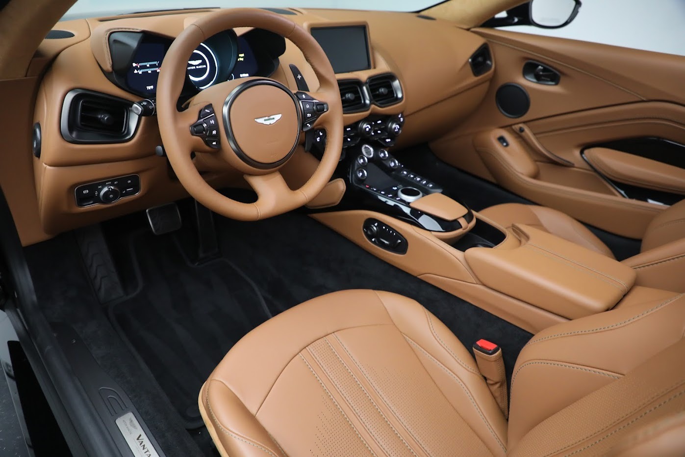 Used-2023-Aston-Martin-Vantage-V8
