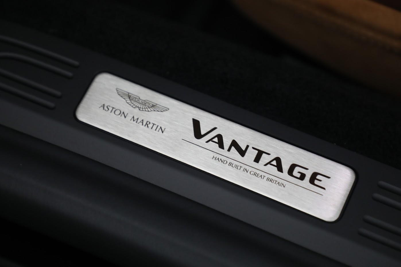 Used-2023-Aston-Martin-Vantage-V8