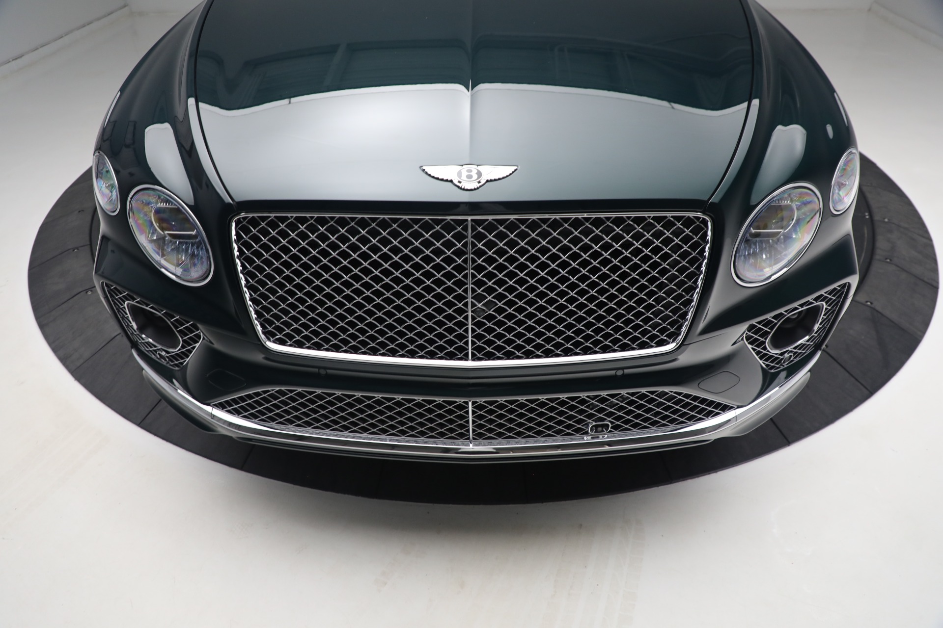 Used-2023-Bentley-Bentayga-Azure-Hybrid