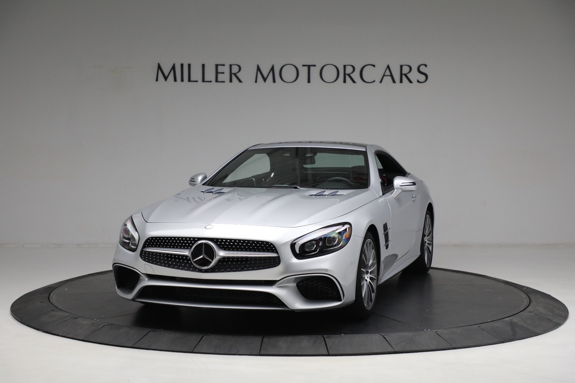Used-2017-Mercedes-Benz-SL-Class-SL-450