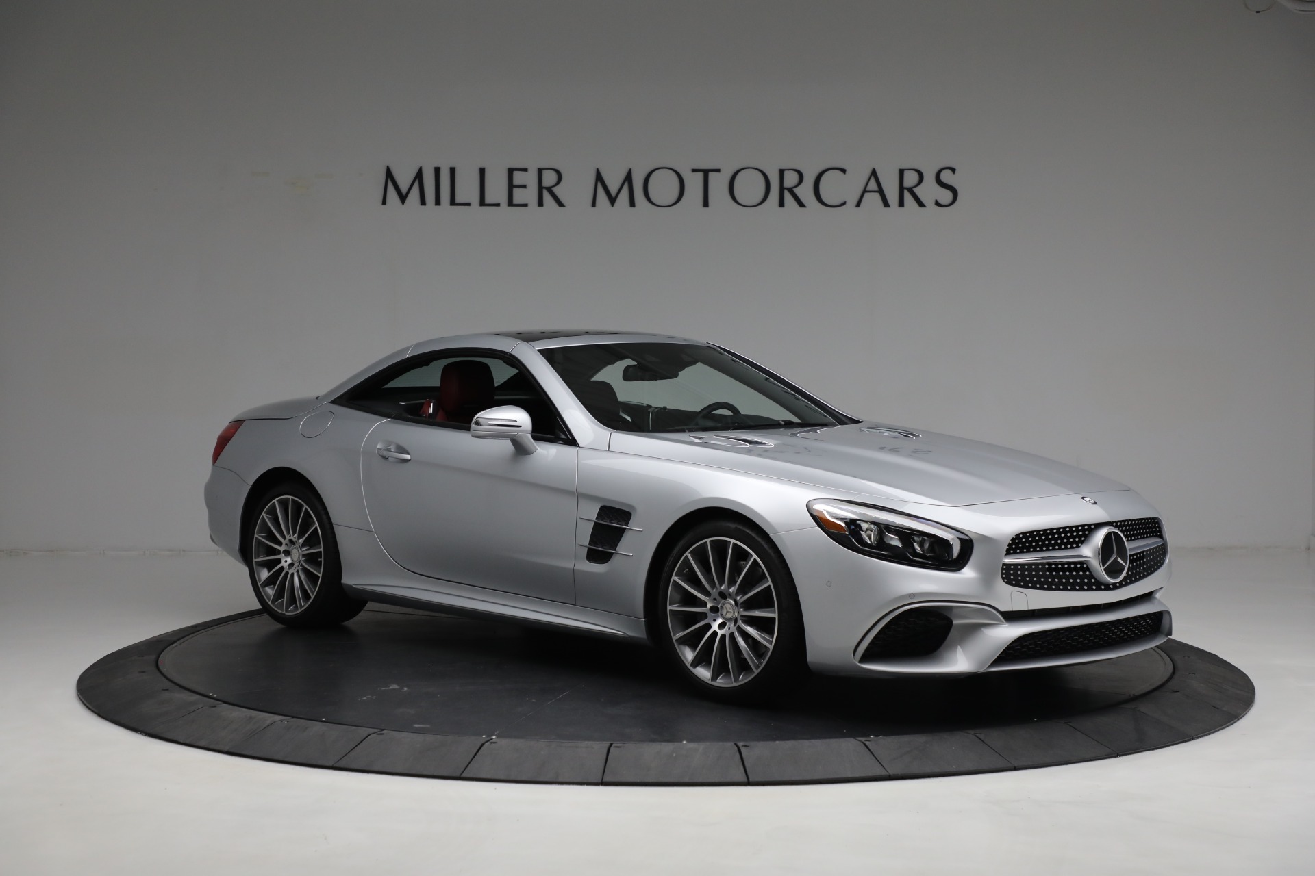 Used-2017-Mercedes-Benz-SL-Class-SL-450