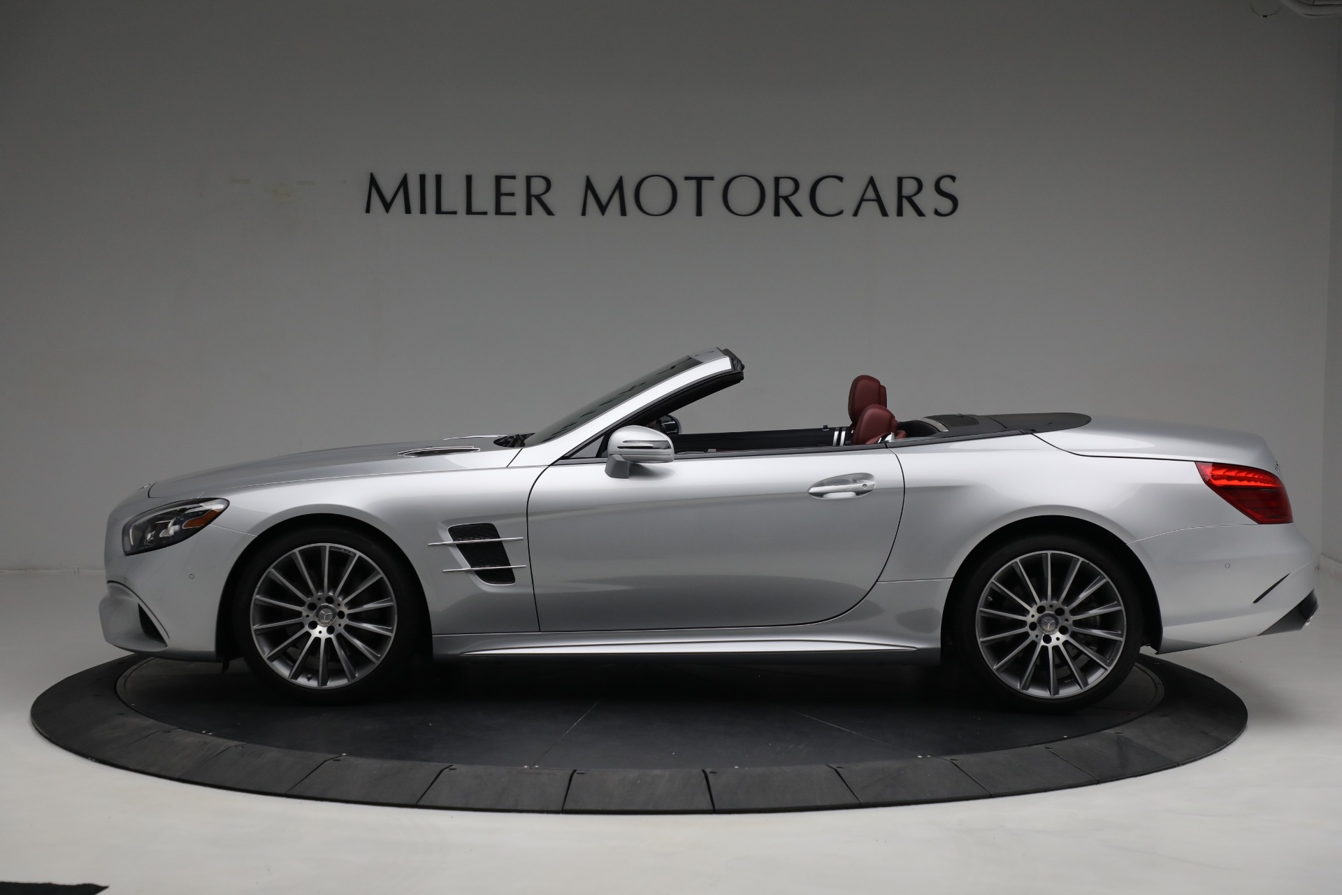 Used-2017-Mercedes-Benz-SL-Class-SL-450