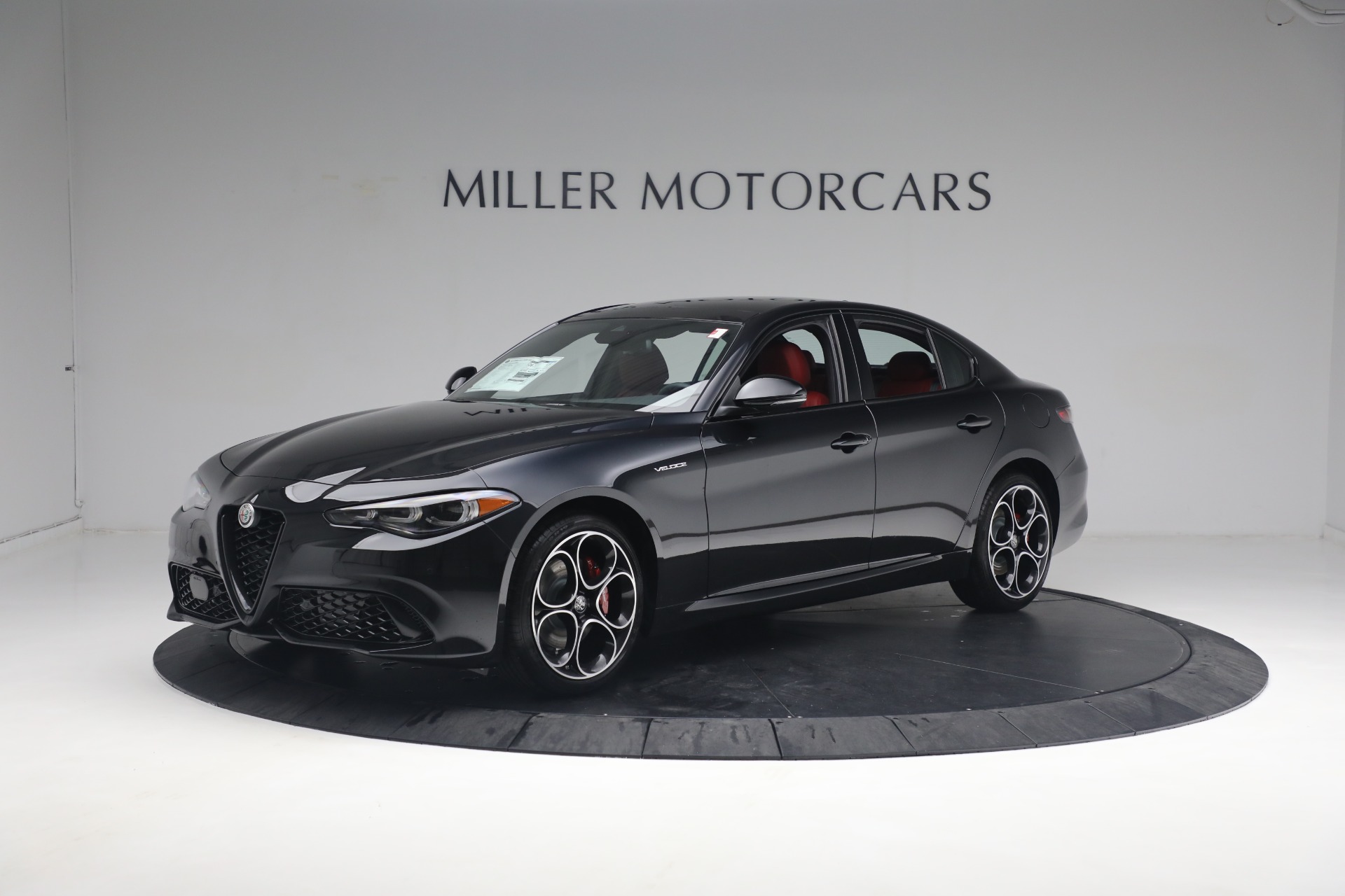 New-2024-Alfa-Romeo-Giulia-Veloce