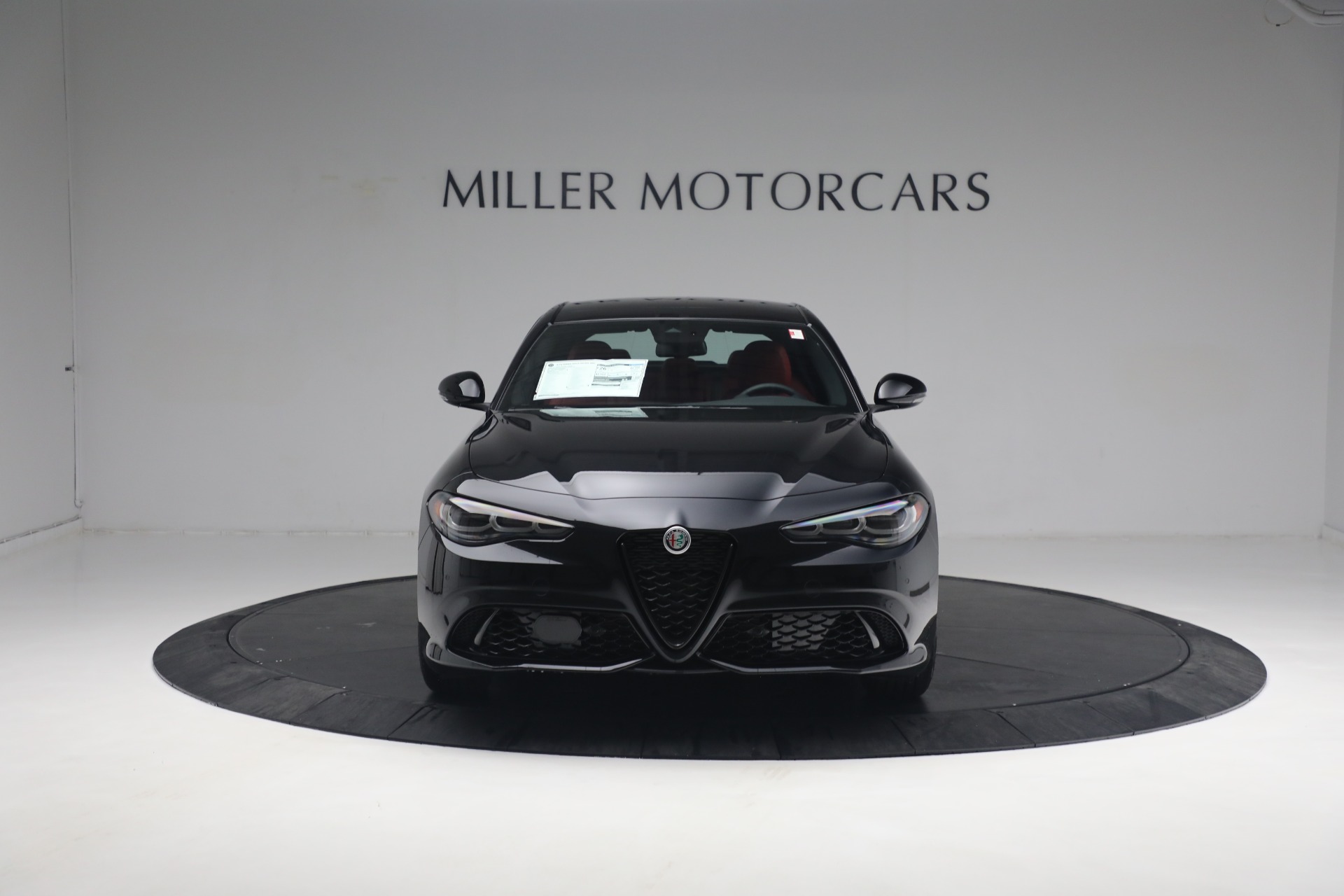 New-2024-Alfa-Romeo-Giulia-Veloce