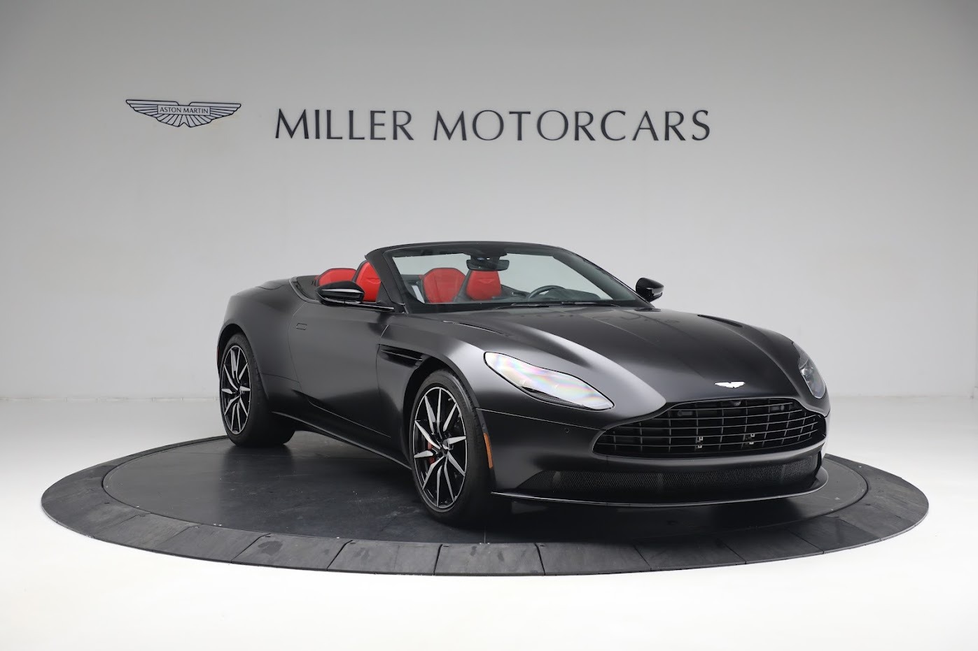 Used-2020-Aston-Martin-DB11-Volante
