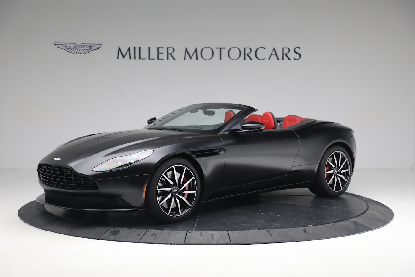 Used-2020-Aston-Martin-DB11-Volante