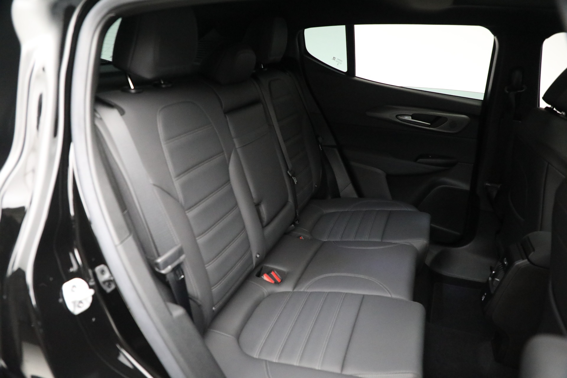 Used-2024-Alfa-Romeo-Tonale-Veloce