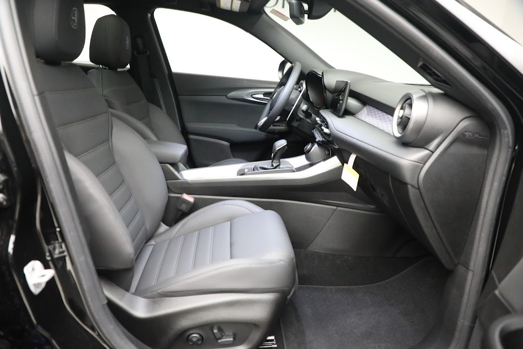 New-2024-Alfa-Romeo-Tonale-Ti