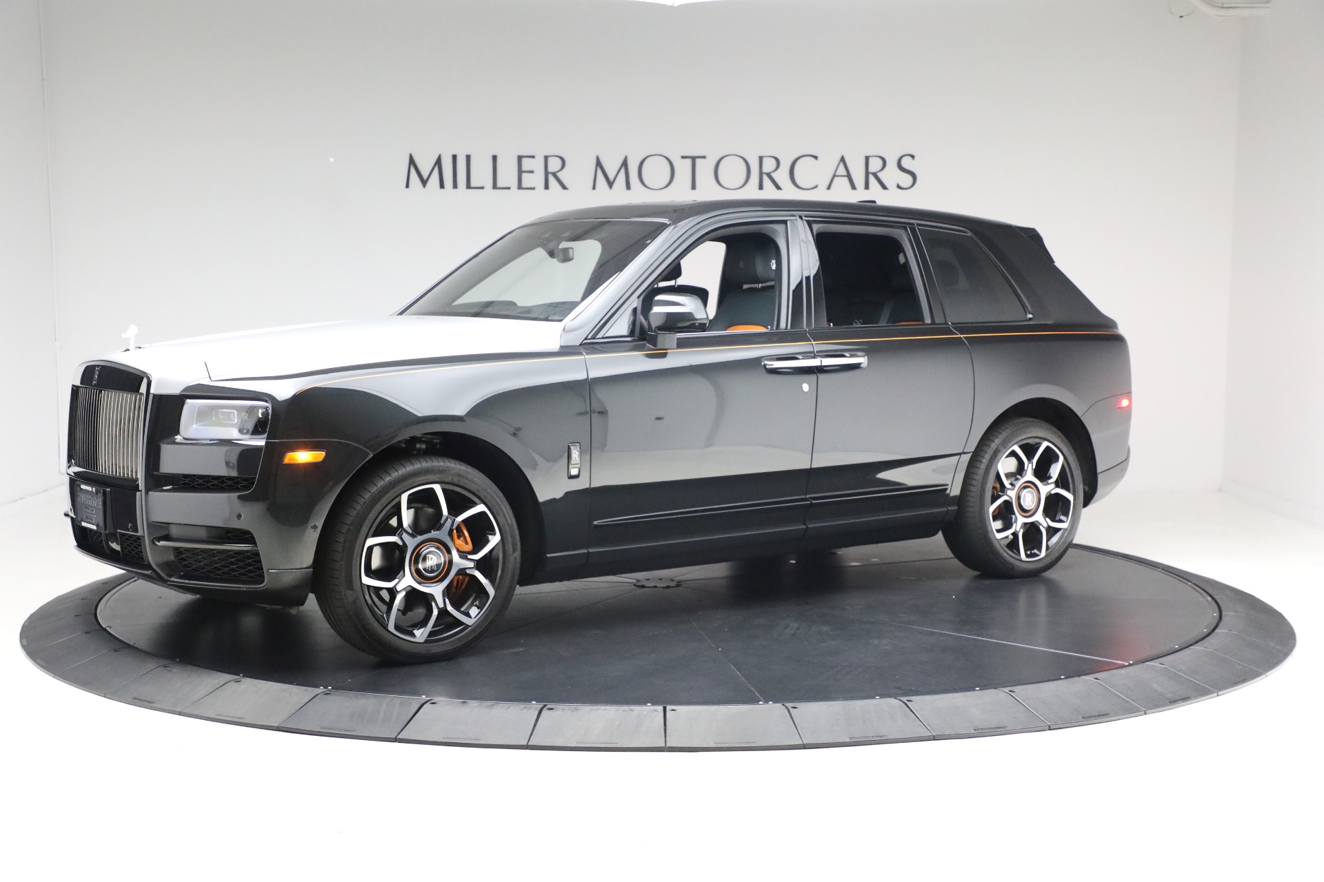 Used-2024-Rolls-Royce-Black-Badge-Cullinan