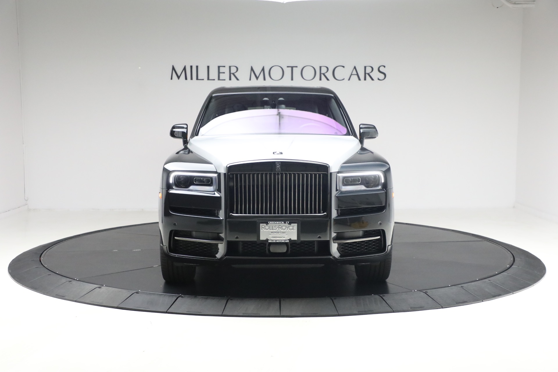 Used-2024-Rolls-Royce-Black-Badge-Cullinan