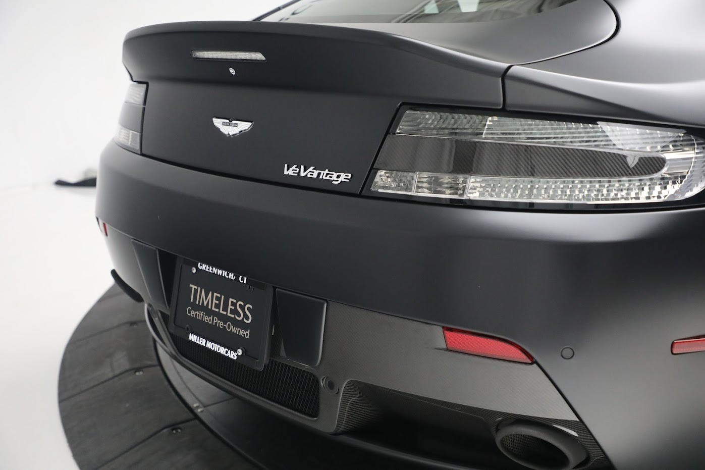 Used-2012-Aston-Martin-V12-Vantage-Carbon-Black