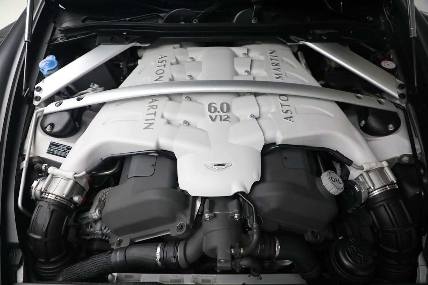 Used-2012-Aston-Martin-V12-Vantage-Carbon-Black