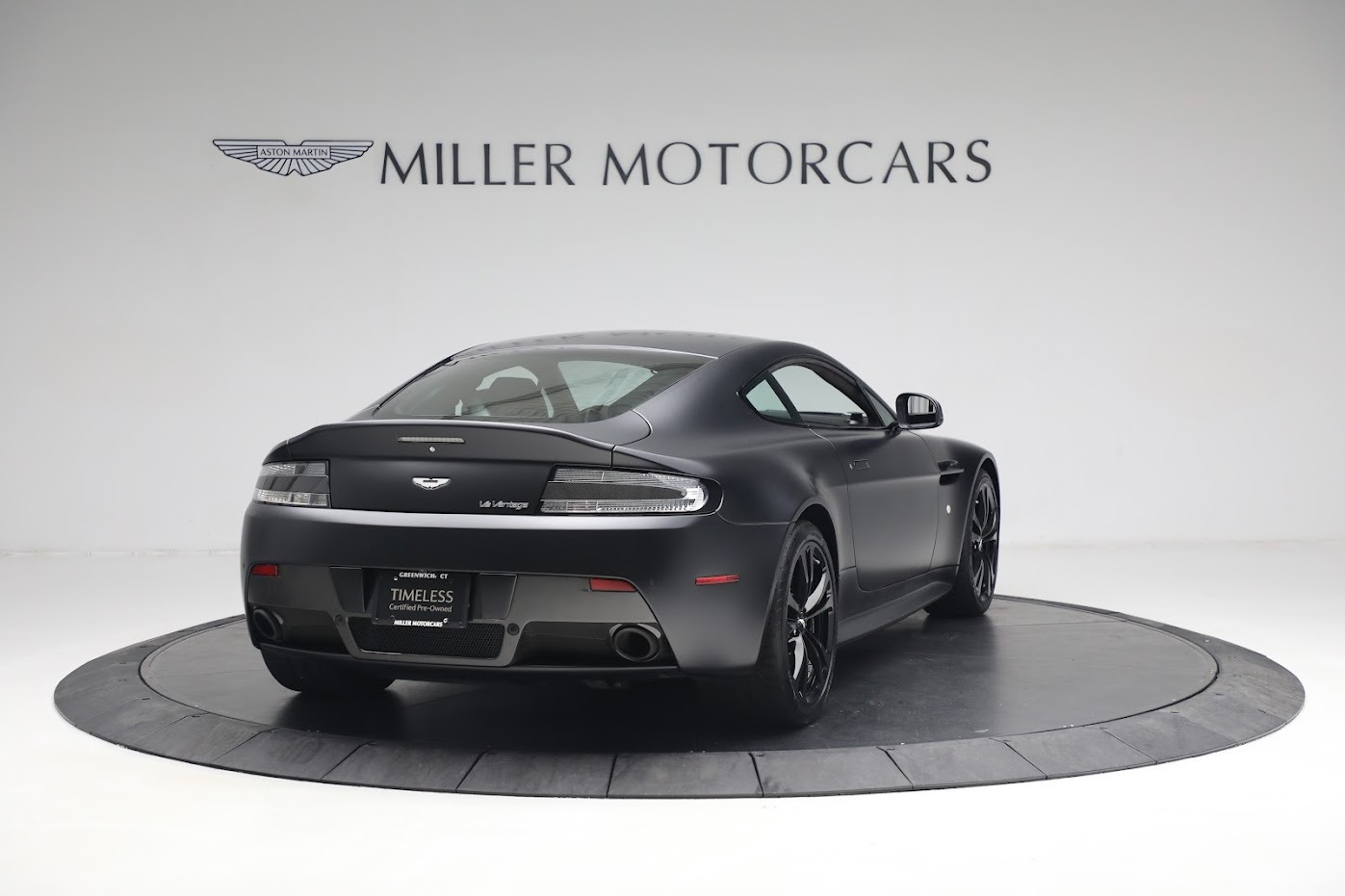 Used-2012-Aston-Martin-V12-Vantage-Carbon-Black