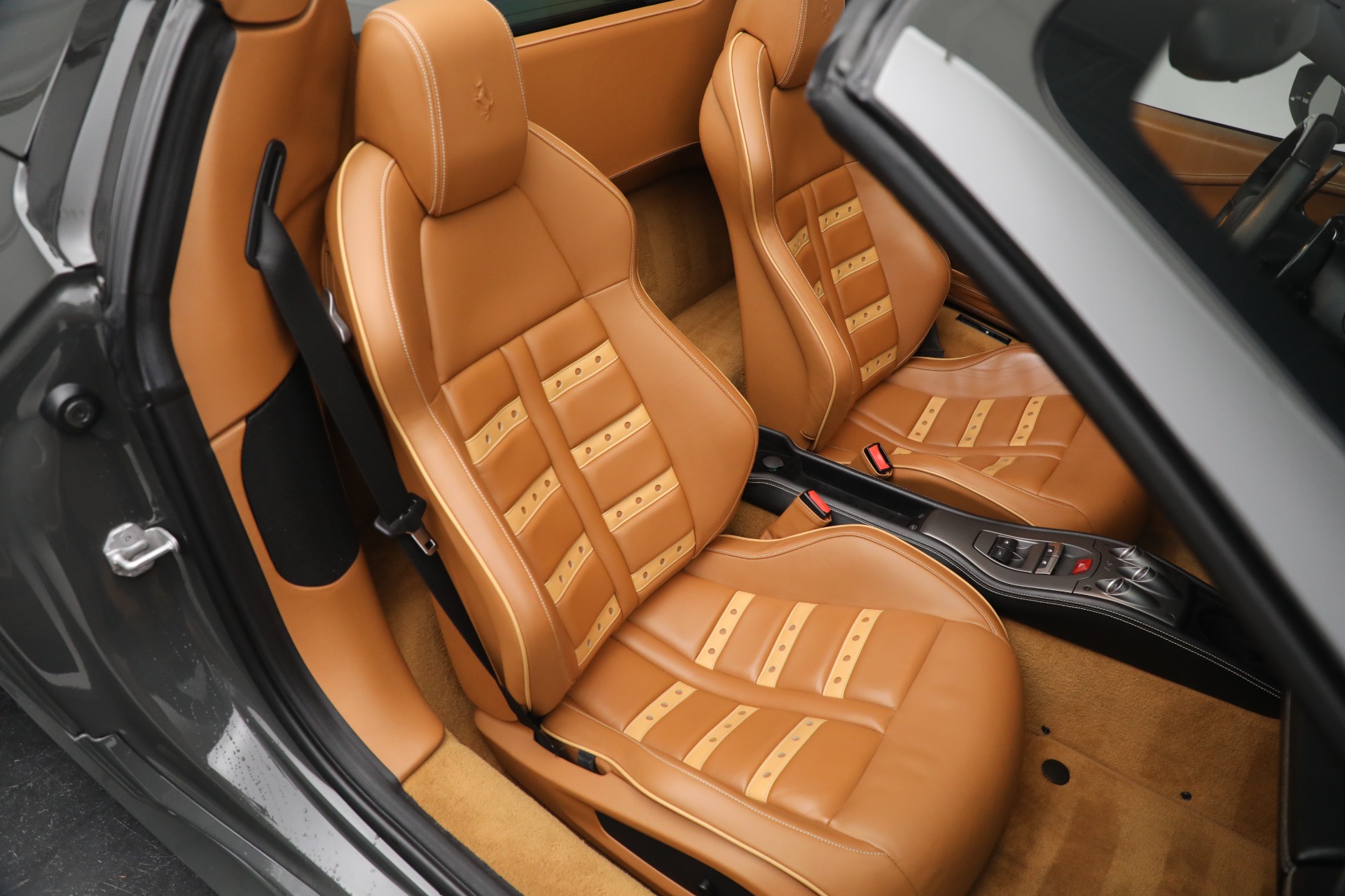 Used-2014-Ferrari-458-Spider