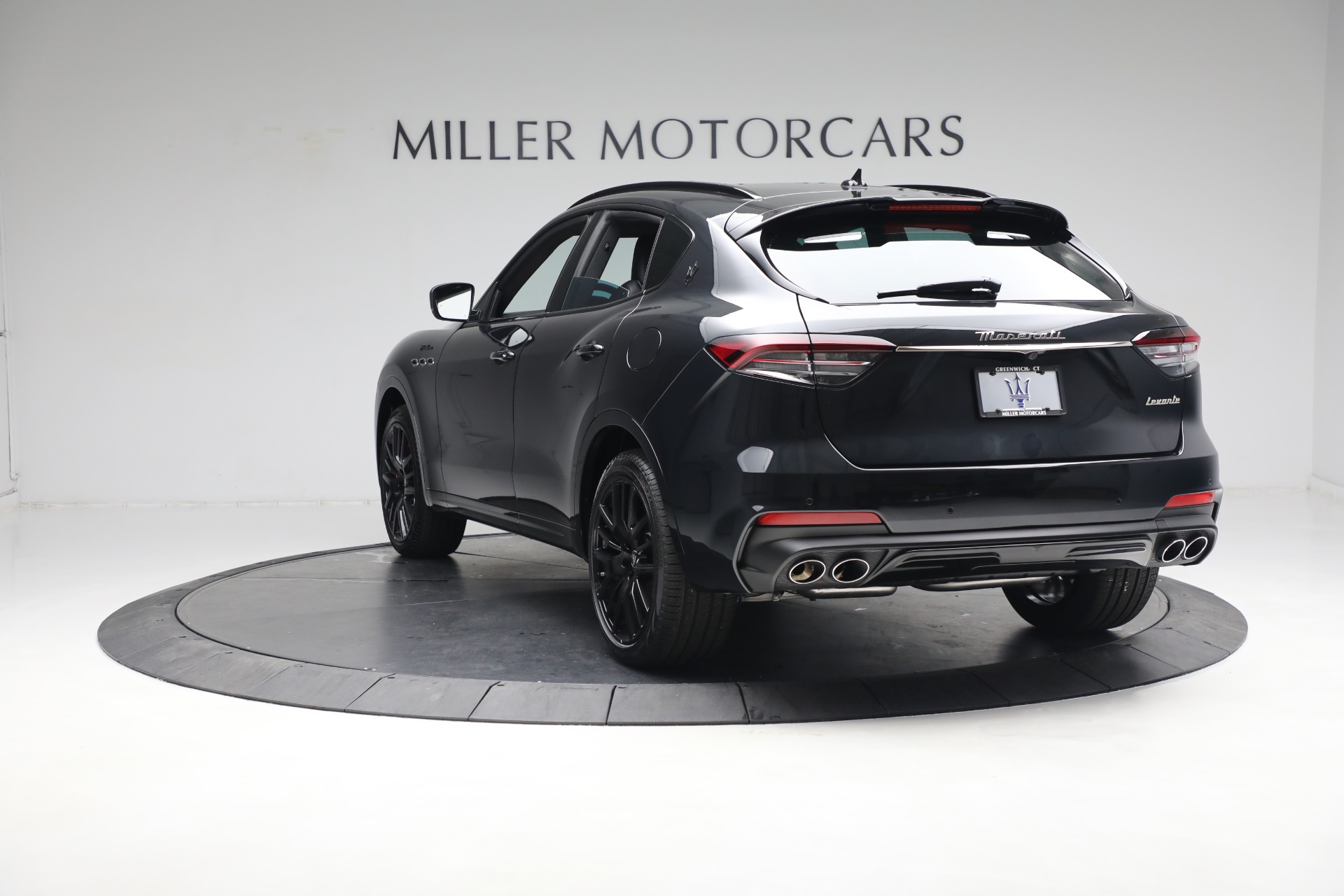 New-2024-Maserati-Levante-Modena-Ultima
