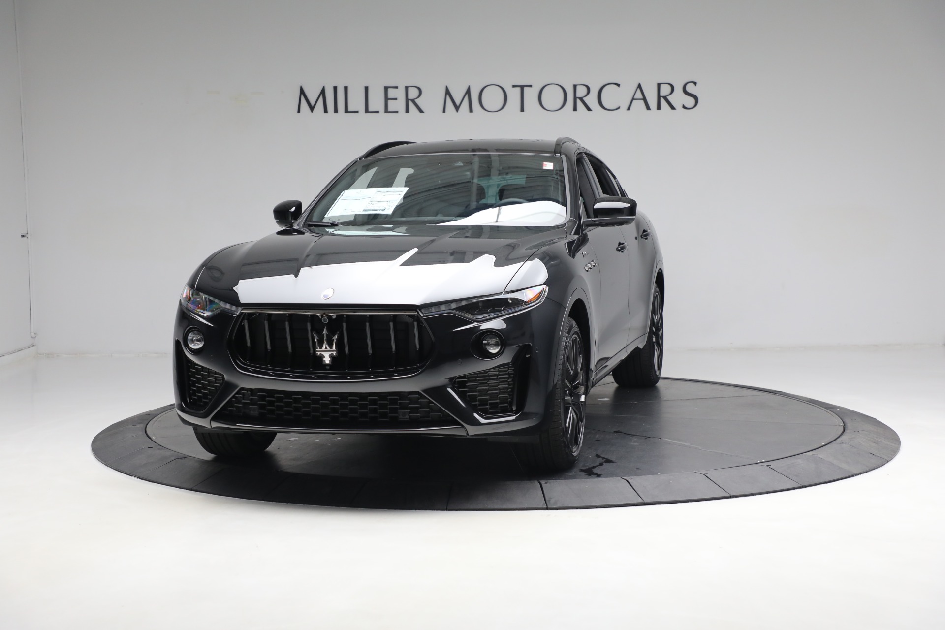 New-2024-Maserati-Levante-Modena-Ultima