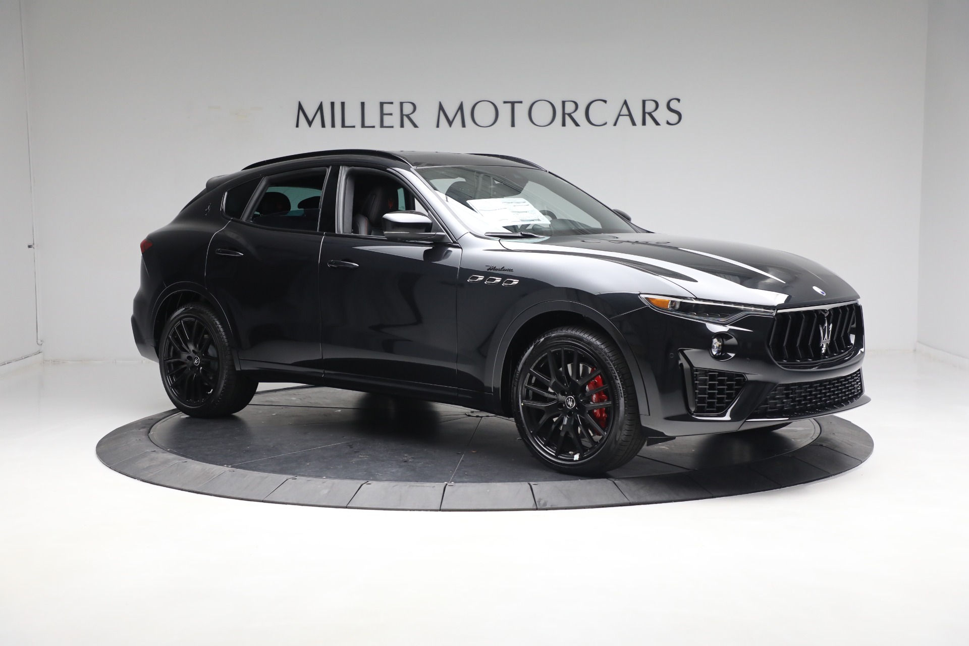 New-2024-Maserati-Levante-Modena-Ultima
