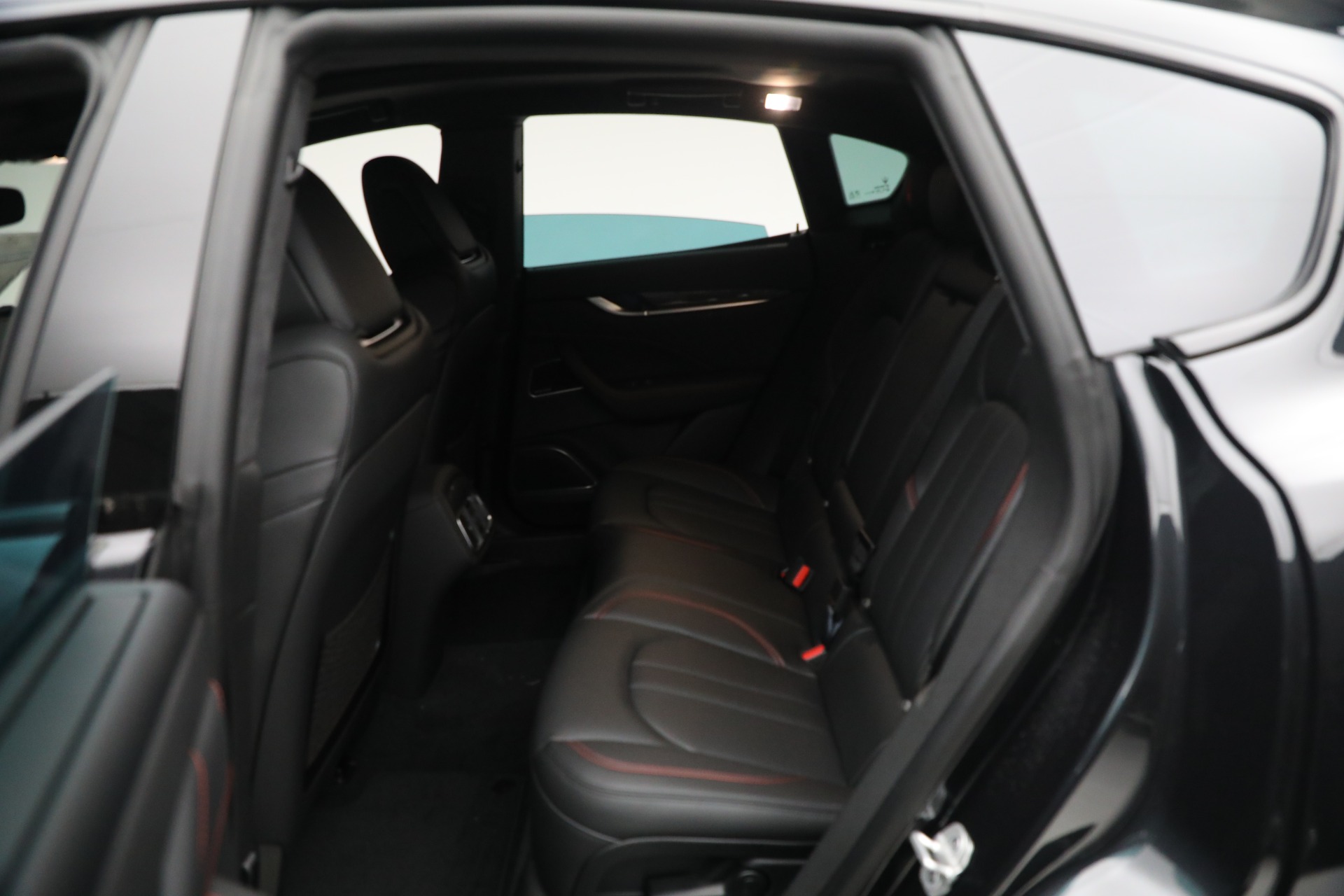 New-2024-Maserati-Levante-Modena-Ultima