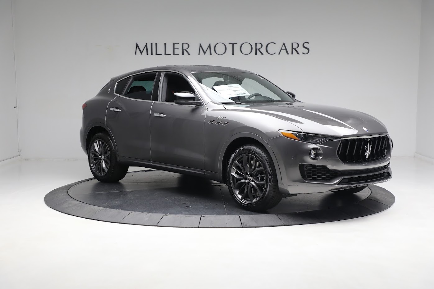 New-2024-Maserati-Levante-GT-Ultima