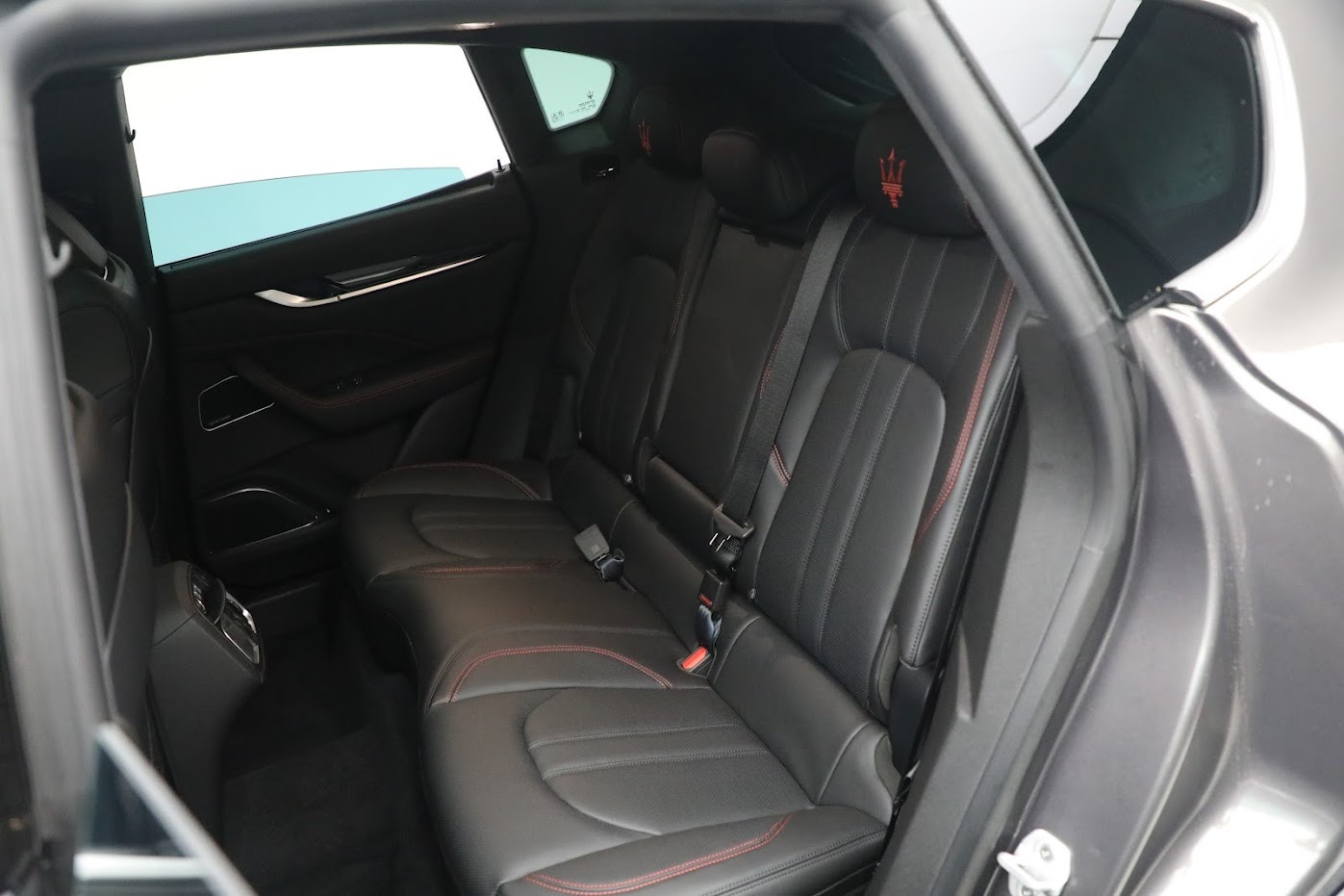 New-2024-Maserati-Levante-GT-Ultima