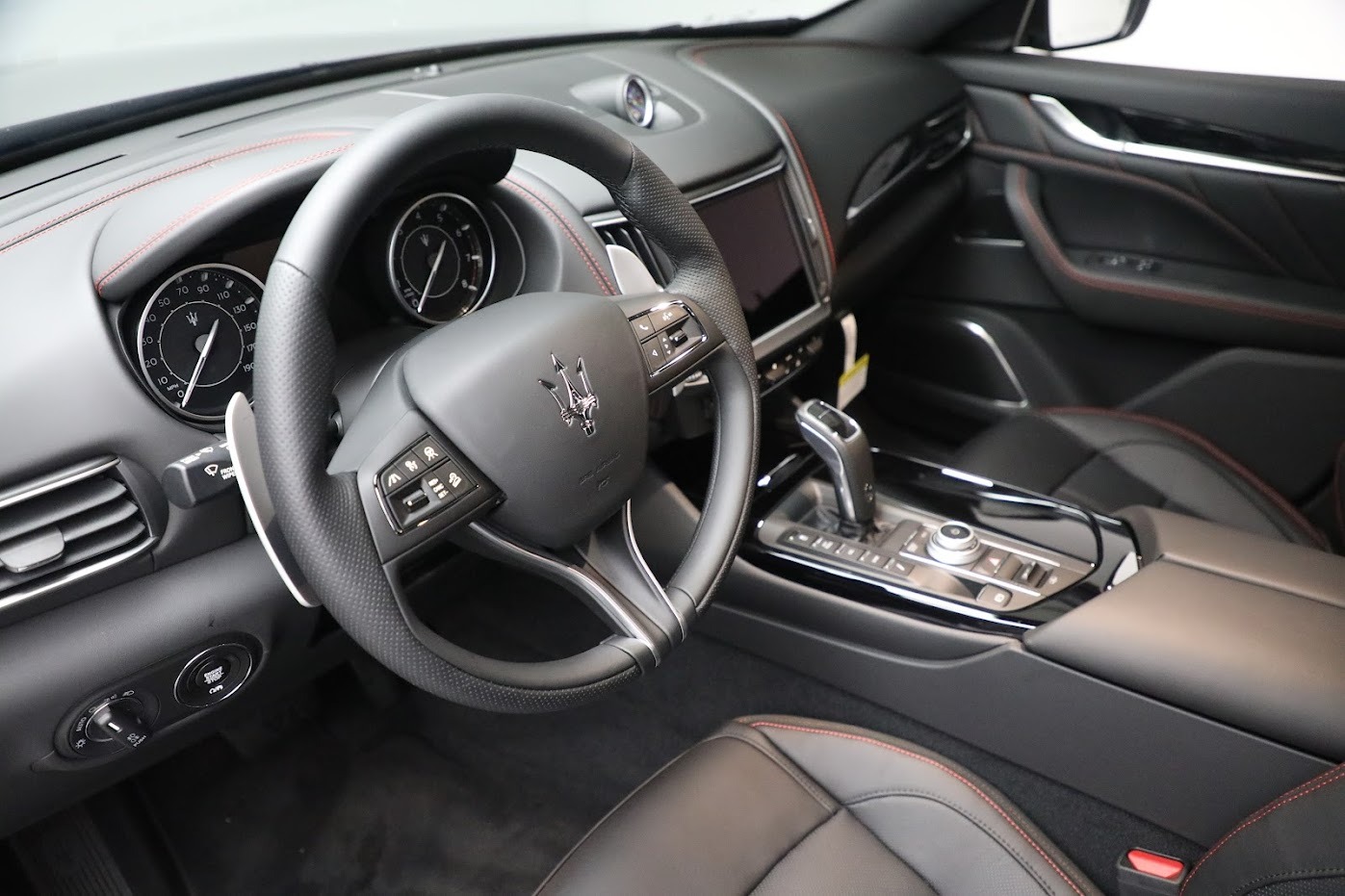 New-2024-Maserati-Levante-GT-Ultima