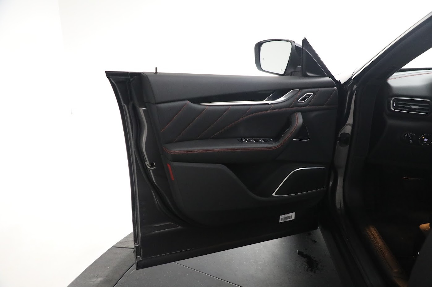 New-2024-Maserati-Levante-GT-Ultima